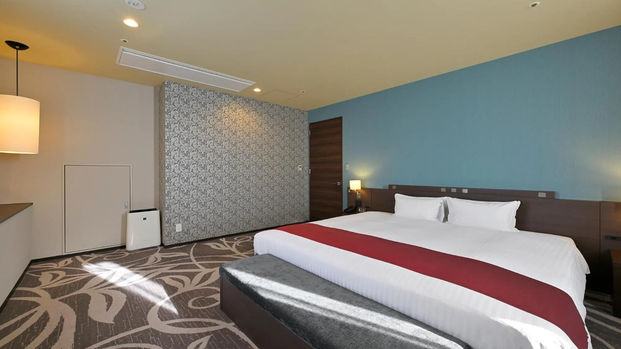 Photo of the whole room, Bed in Quintessa Hotel Osaka Bay