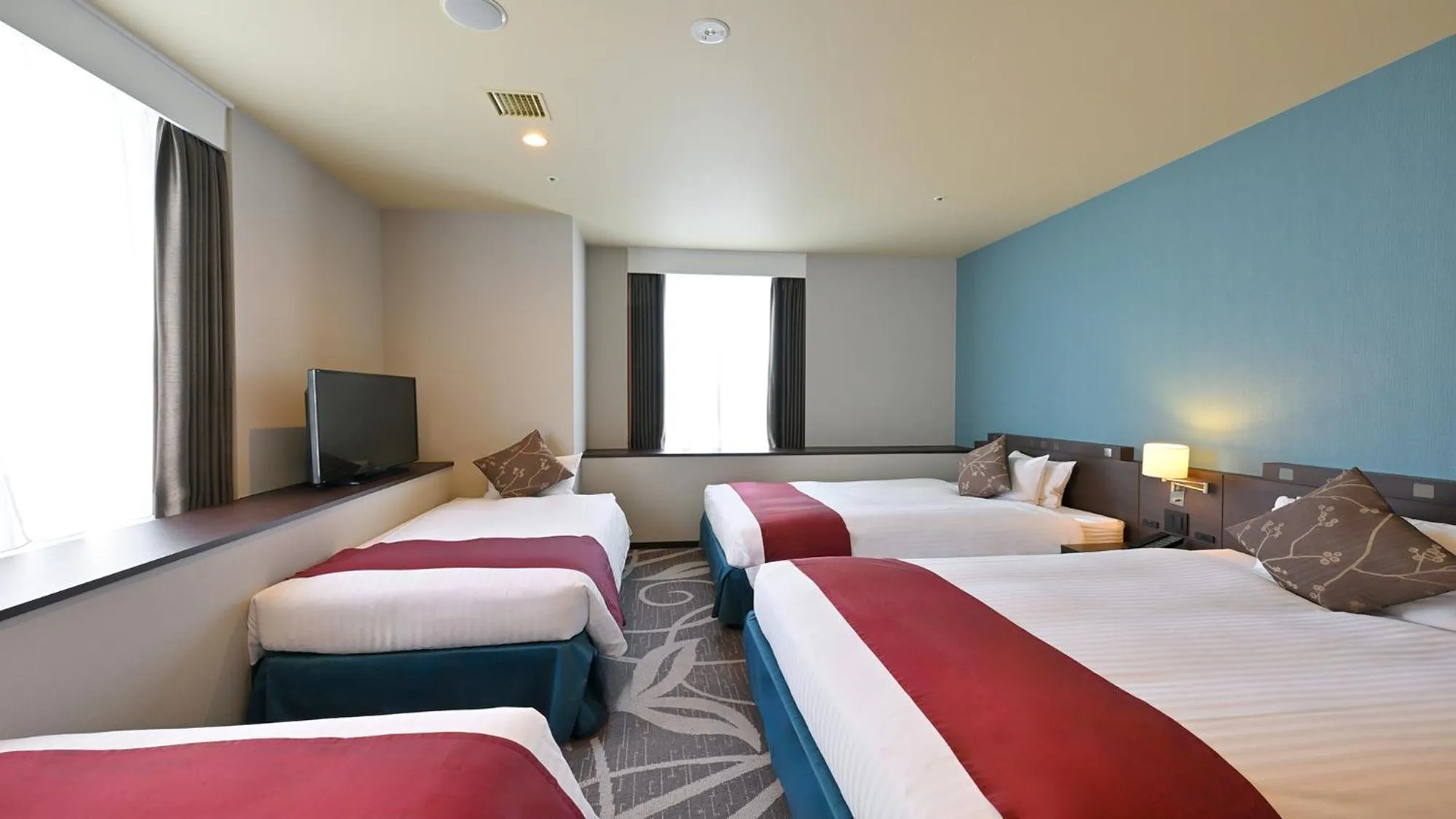 Photo of the whole room, Bed in Quintessa Hotel Osaka Bay