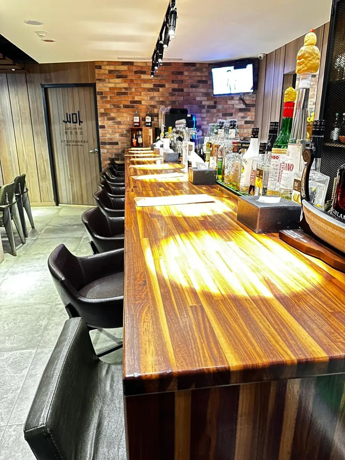 Lounge or bar in Just Live Inn-Keelung Lounge or bar in Just Live Inn-Keelung