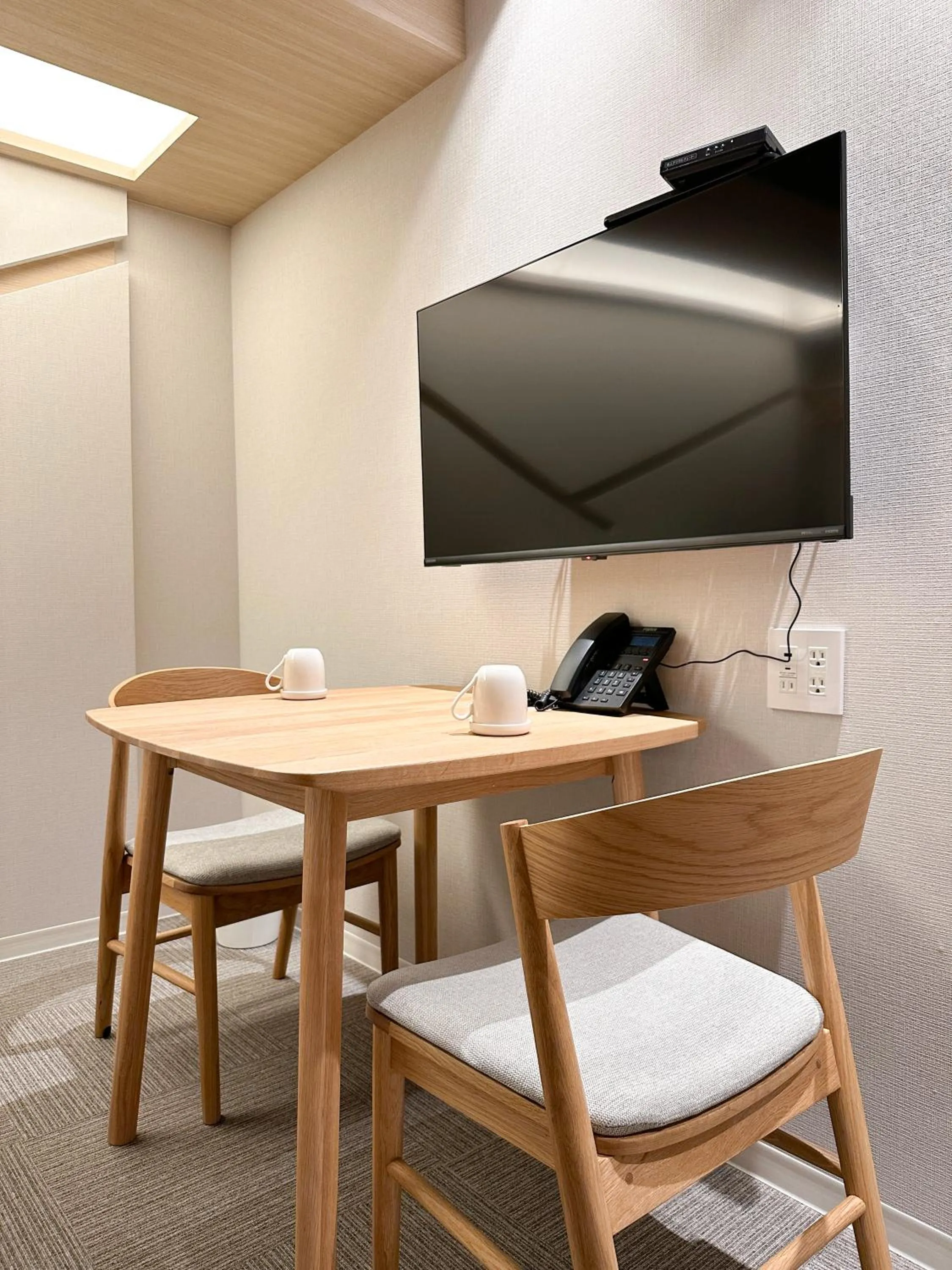 TV and multimedia in Osaka Ebisu Hotel