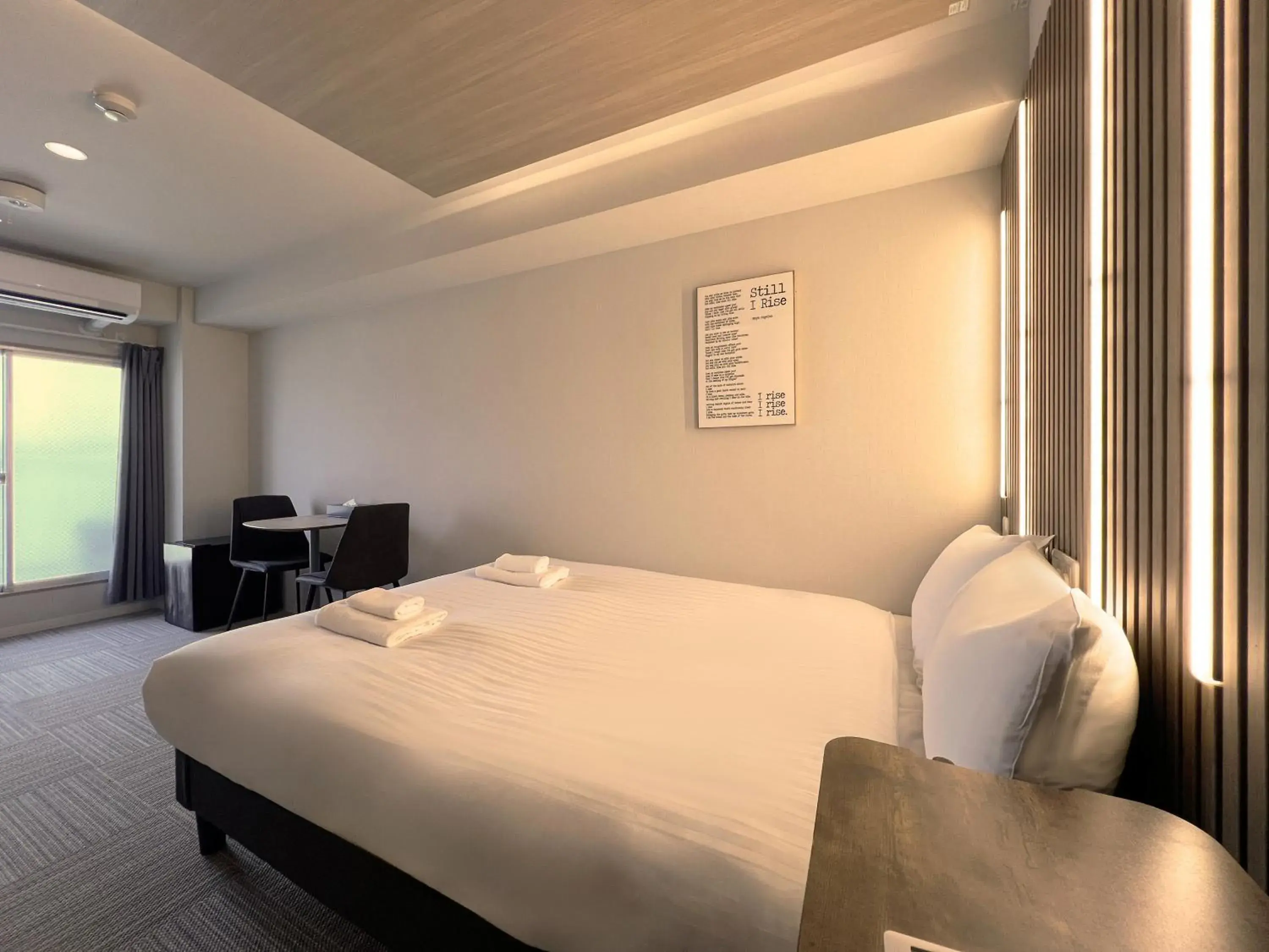 Bed in Osaka Ebisu Hotel Bed in Osaka Ebisu Hotel