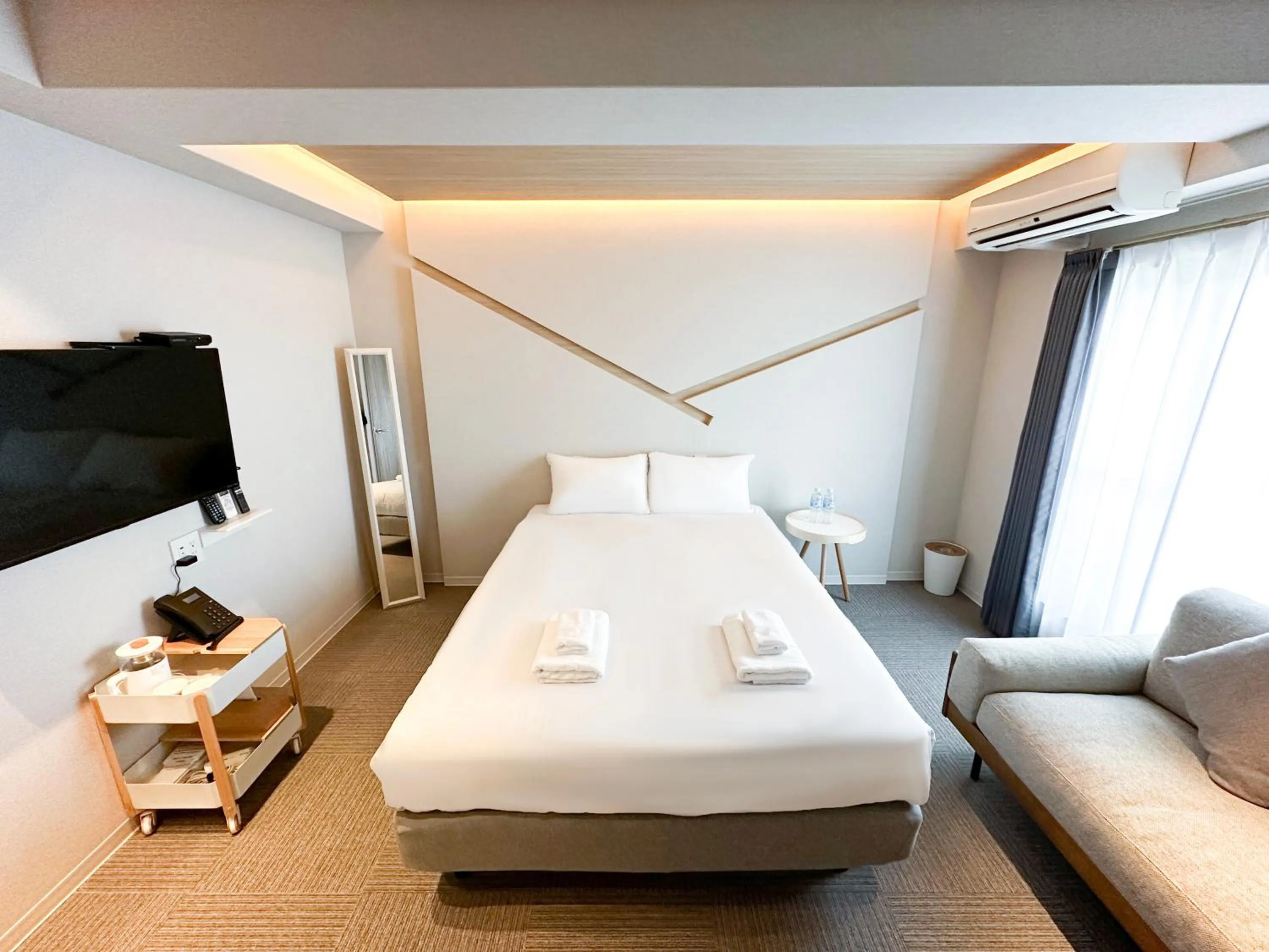 Bed in Osaka Ebisu Hotel