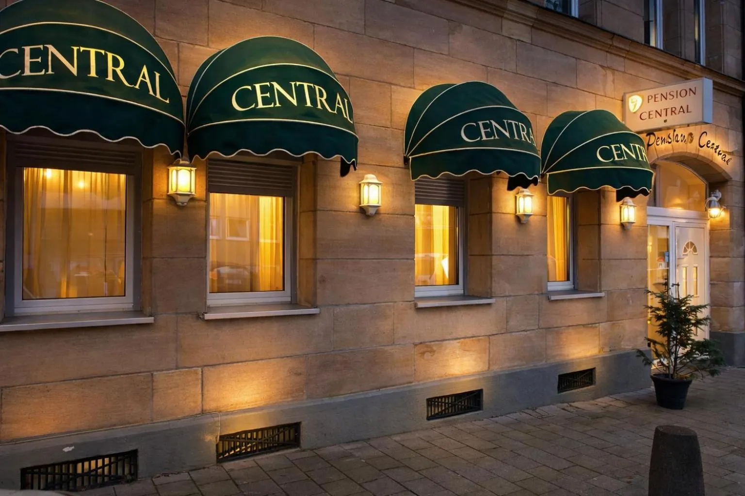Property building in Pension Central Nuernberg-Fuerth