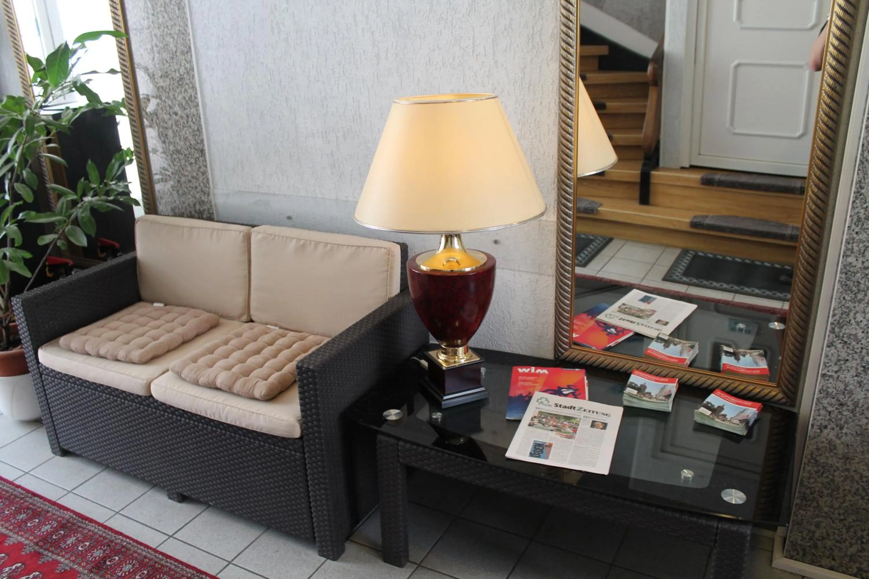 Lobby or reception in Pension Central Nuernberg-Fuerth