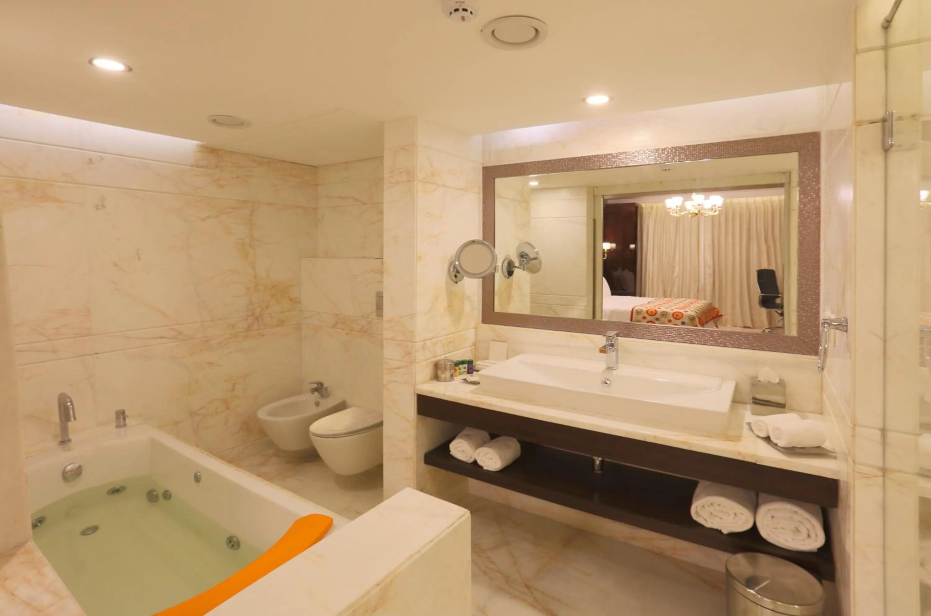 Shower in Samanvay Boutique Hotel