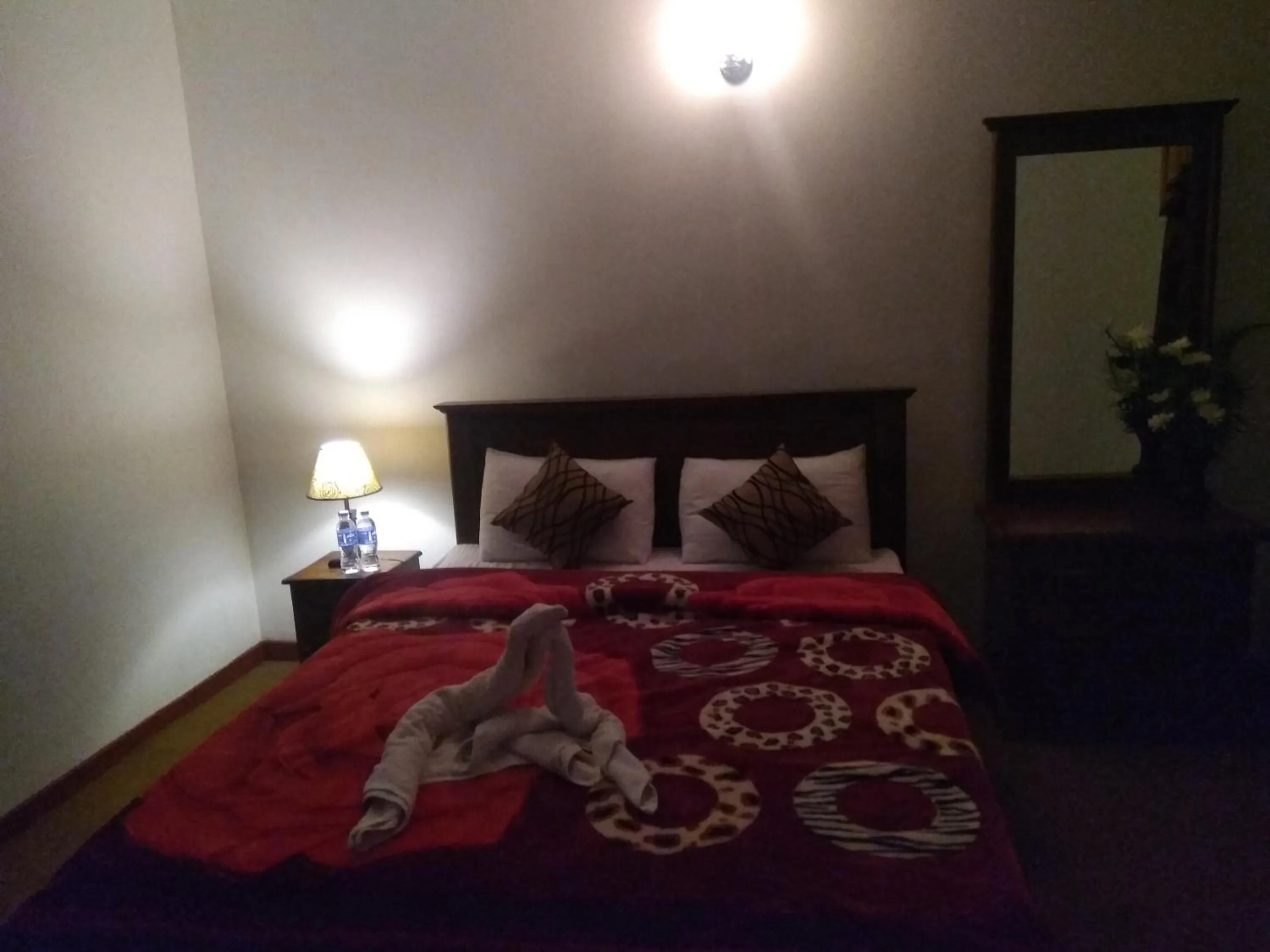 Standard Double Room with Mountain View - single occupancy in Avon Field Holiday Bungalow