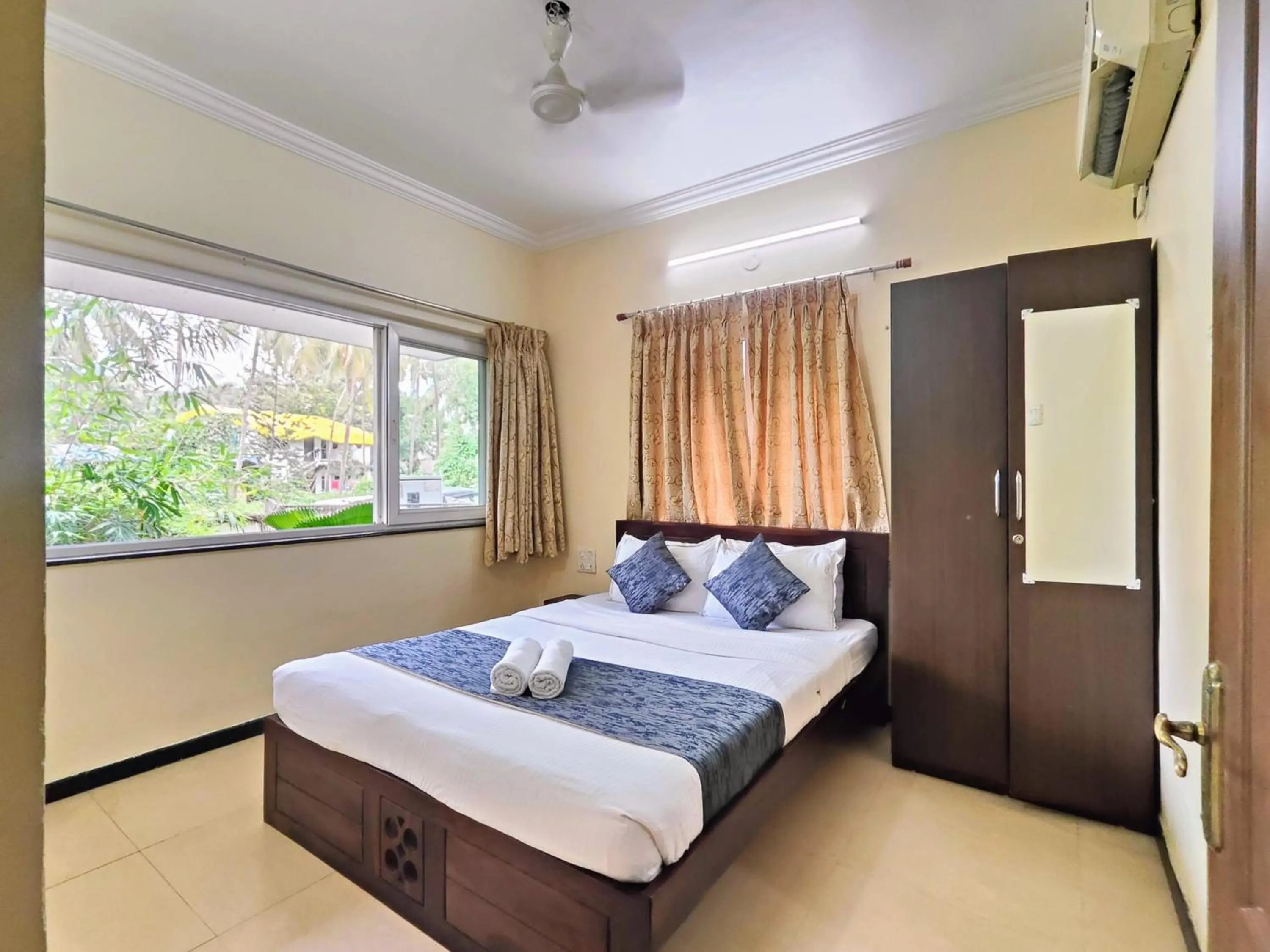 Bed in Ivy Retreat Apartments, Baga, Goa