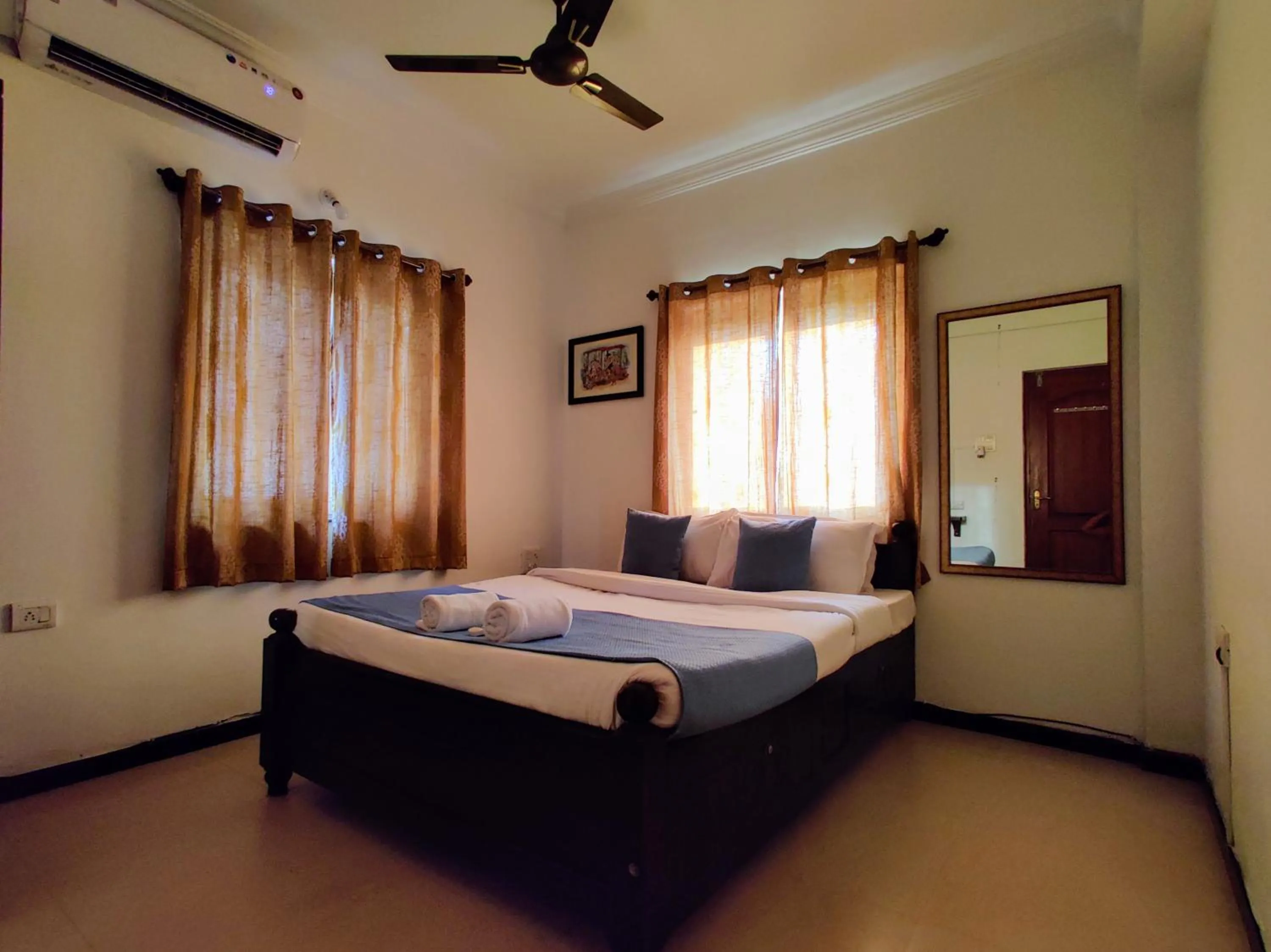 Bed in Ivy Retreat Apartments, Baga, Goa