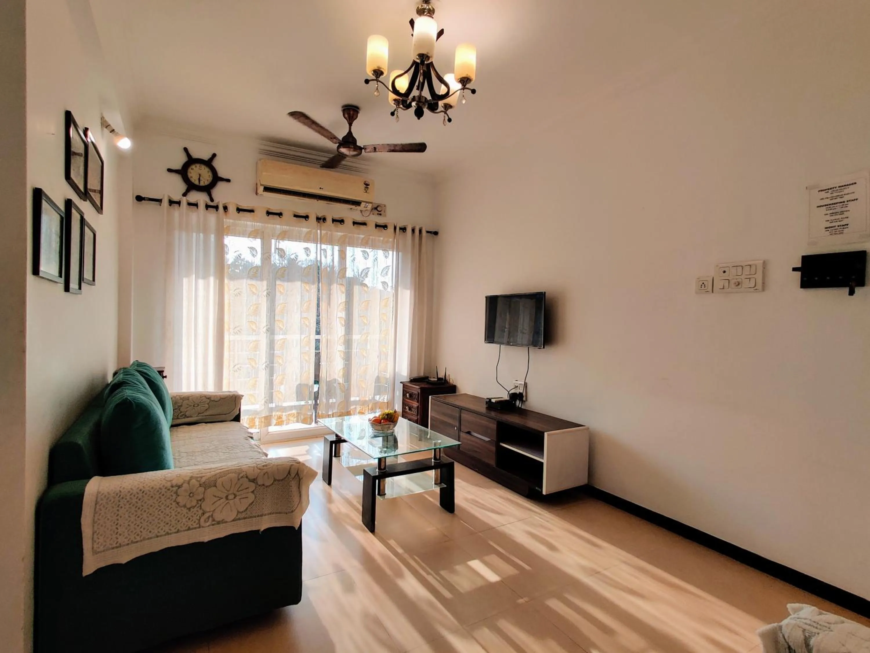 TV and multimedia in Ivy Retreat Apartments, Baga, Goa