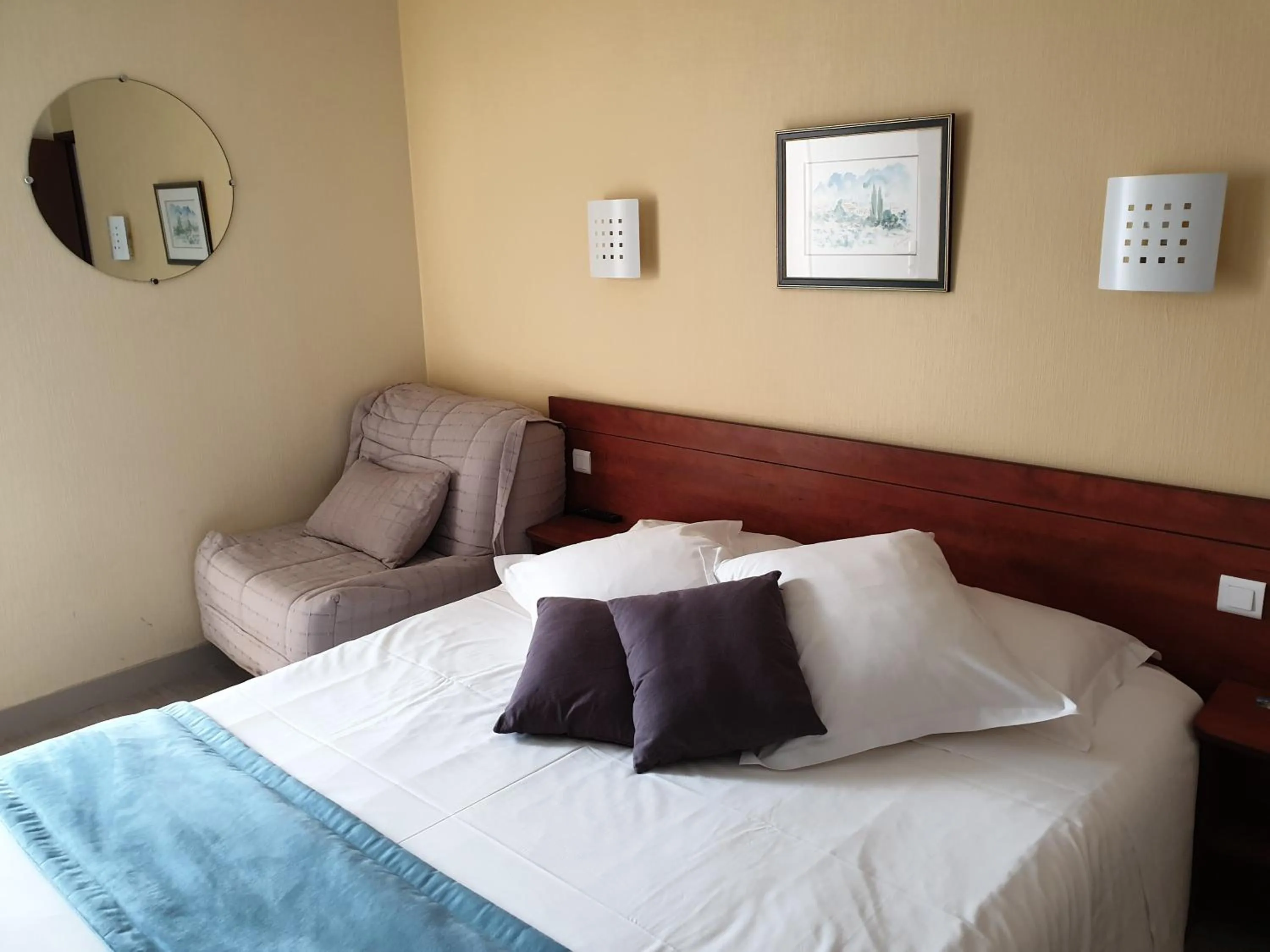 Bedroom, Bed in Hotel Restaurant Les Oceanides