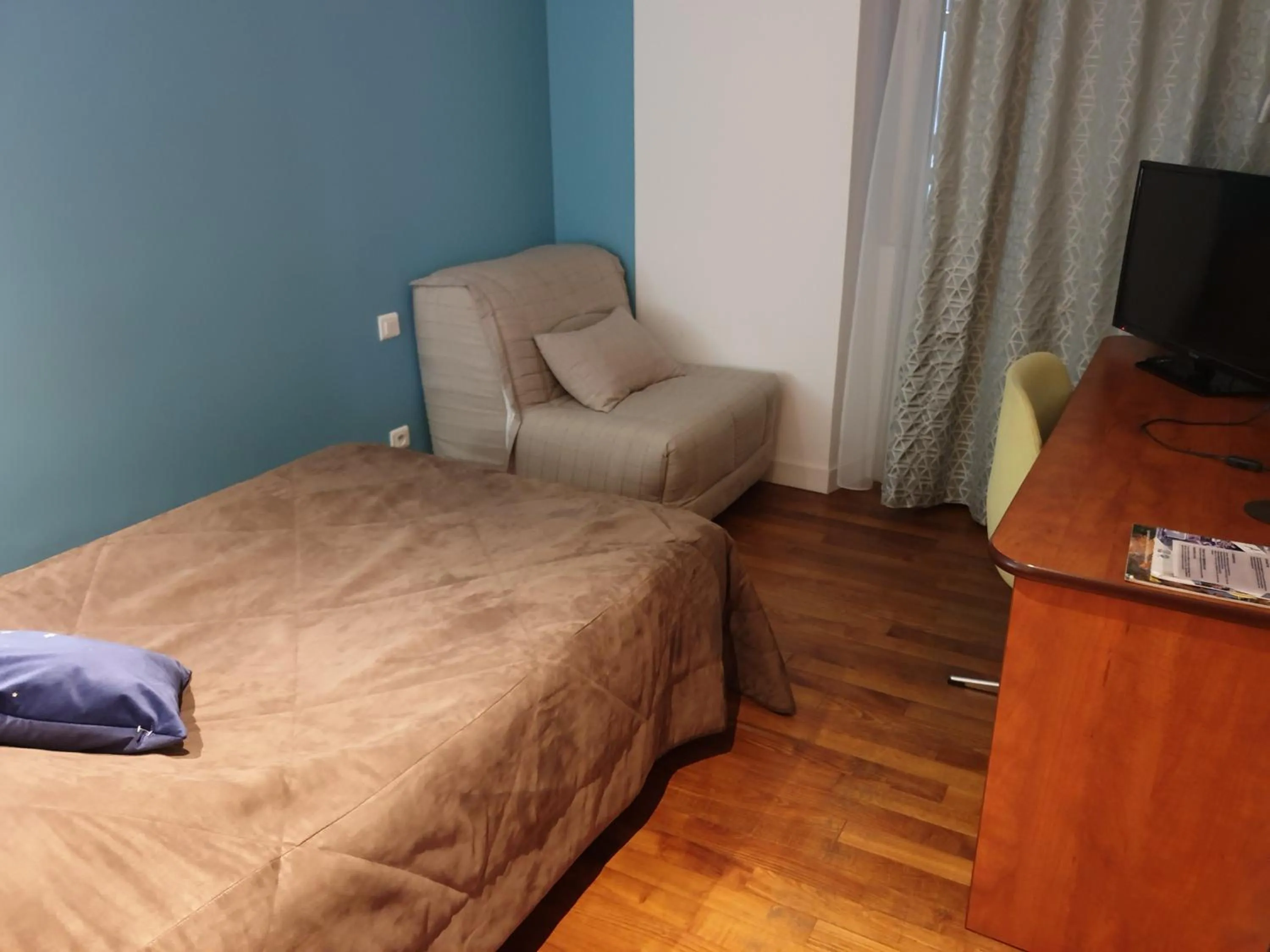 Bedroom, Bed in Hotel Restaurant Les Oceanides