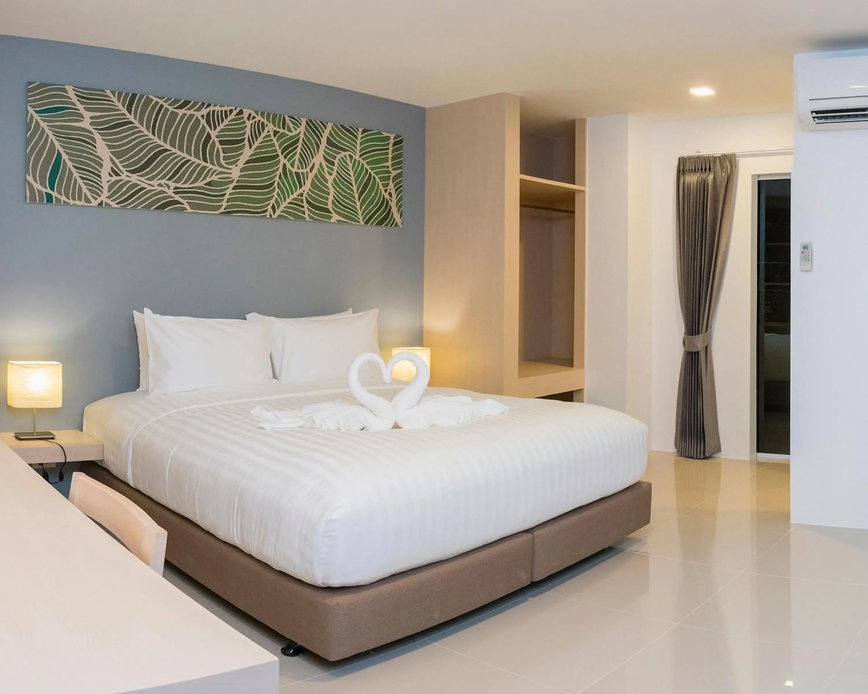 Photo of the whole room in Trat City Hotel Photo of the whole room in Trat City Hotel