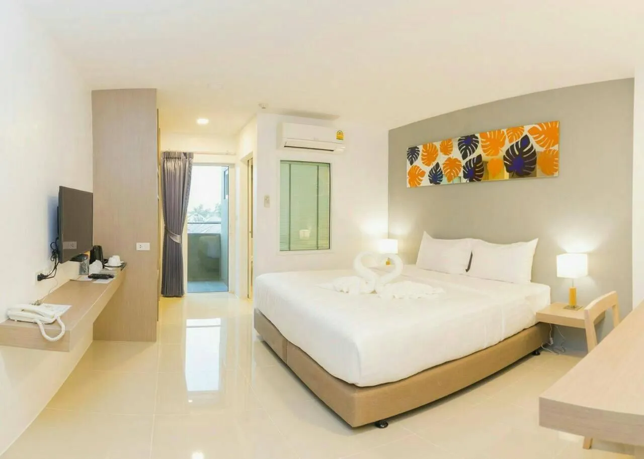 Bedroom in Trat City Hotel