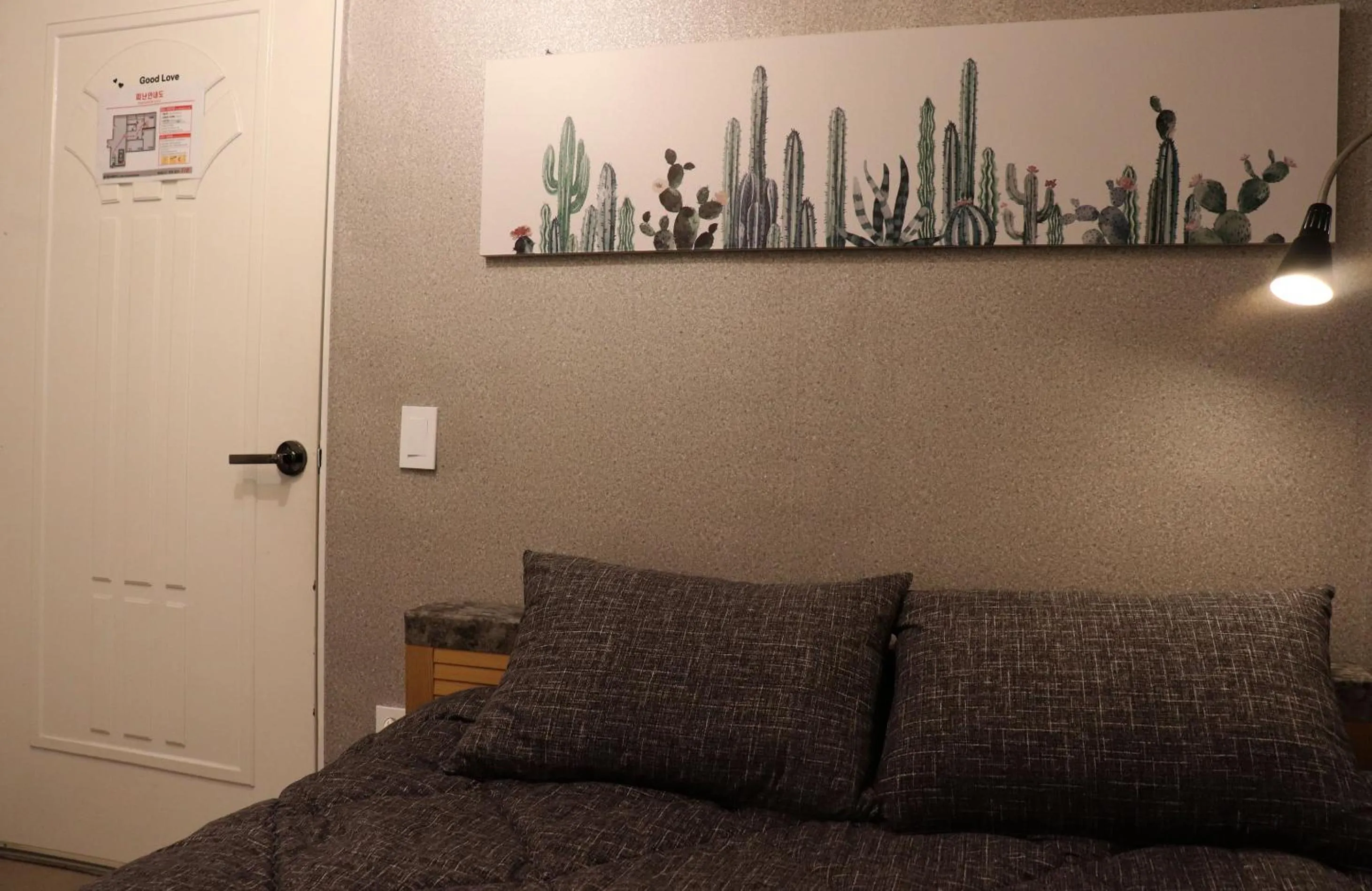 Bed in Jun Guesthouse