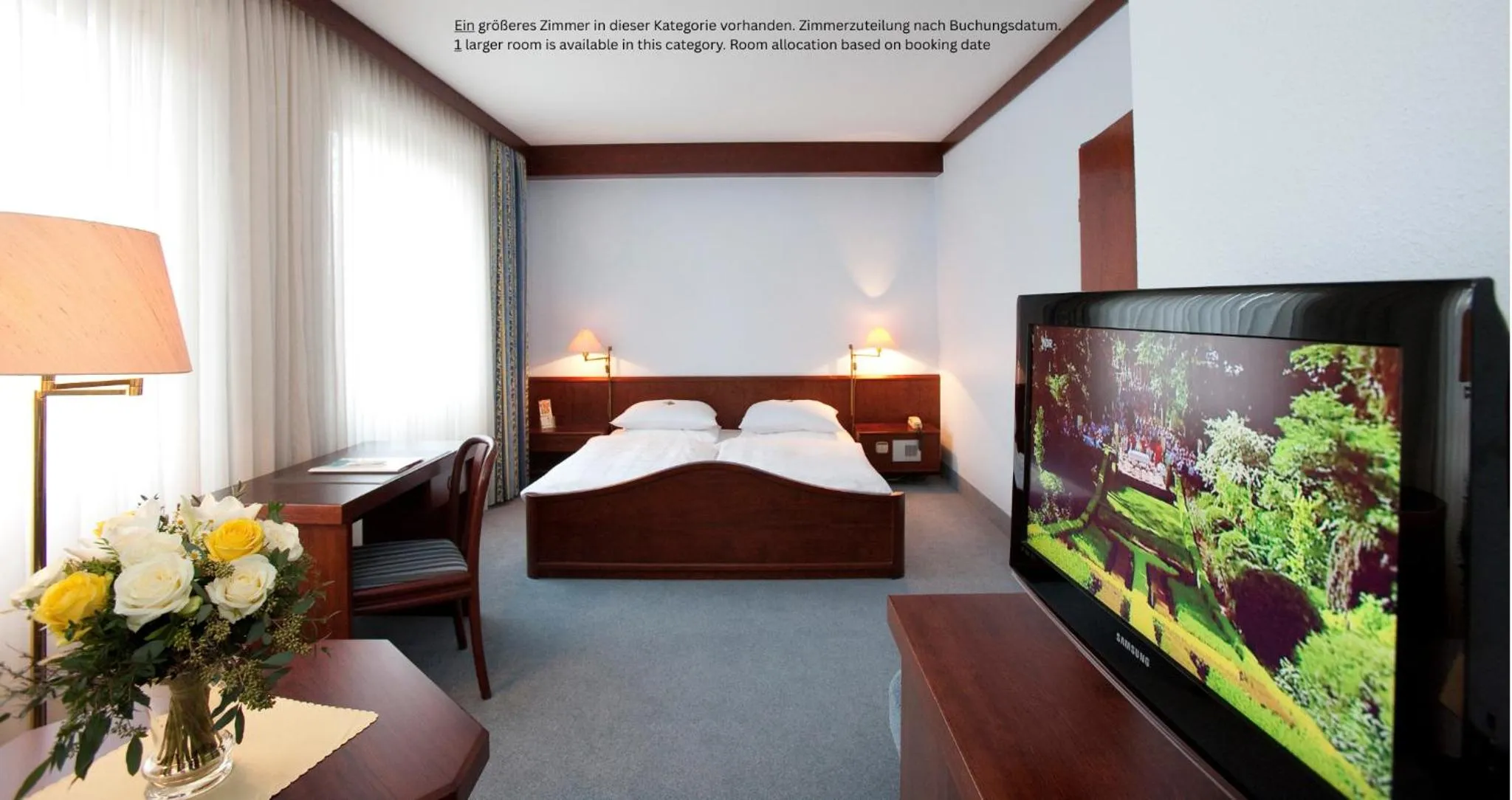 Photo of the whole room, Bed in Leine Hotel