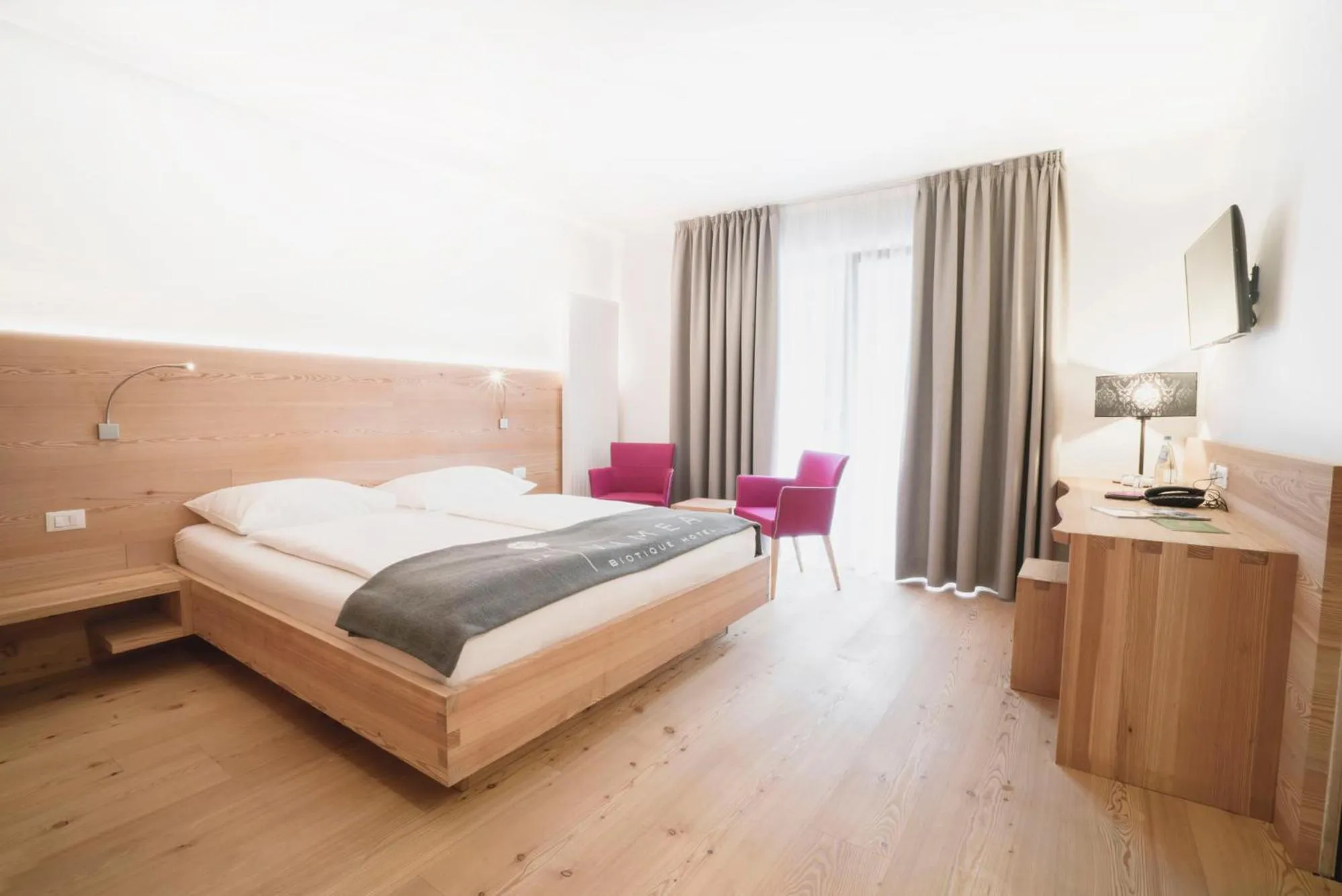 Bedroom, Bed in Vegan Hotel La Vimea