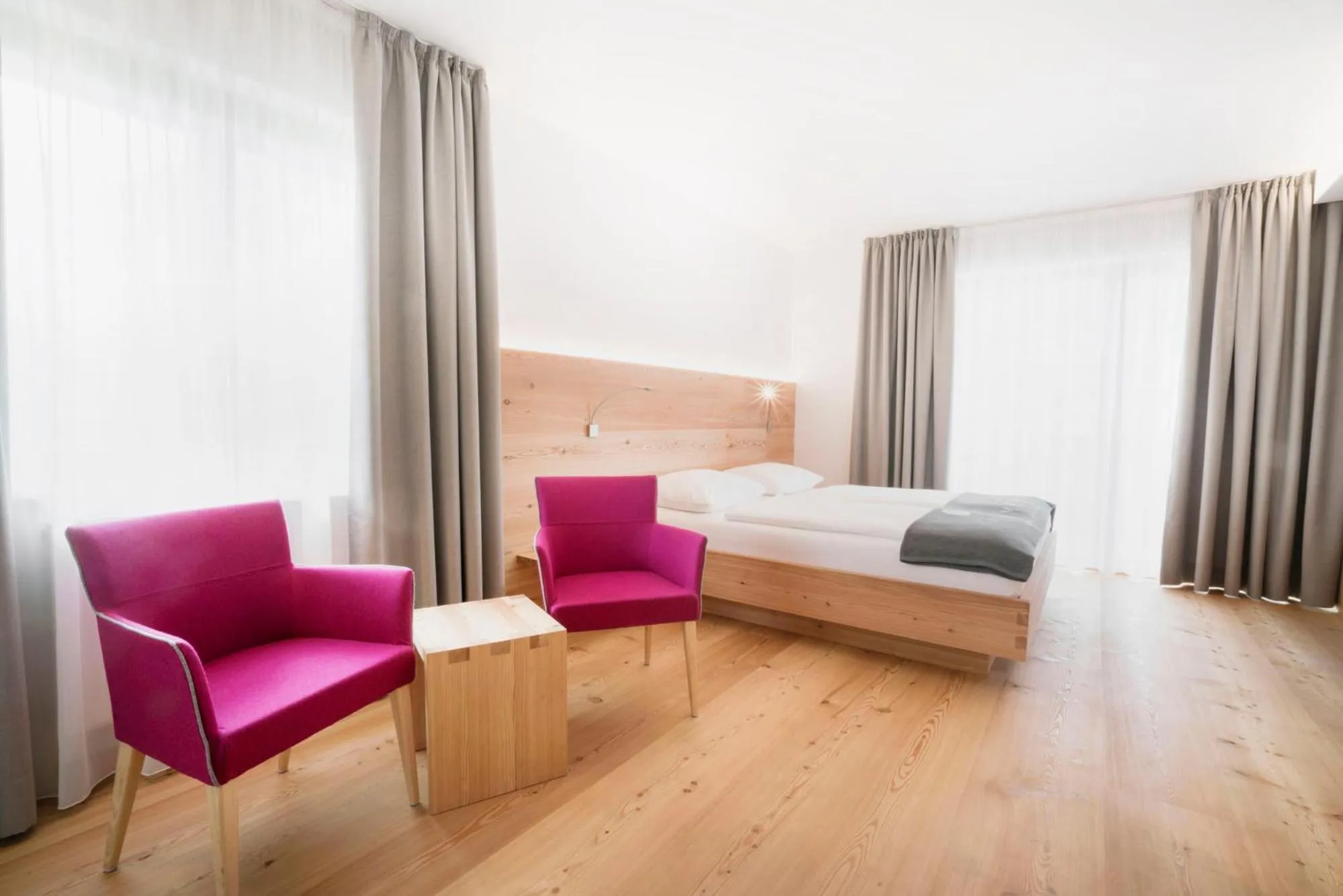 Photo of the whole room, Bed in Vegan Hotel La Vimea