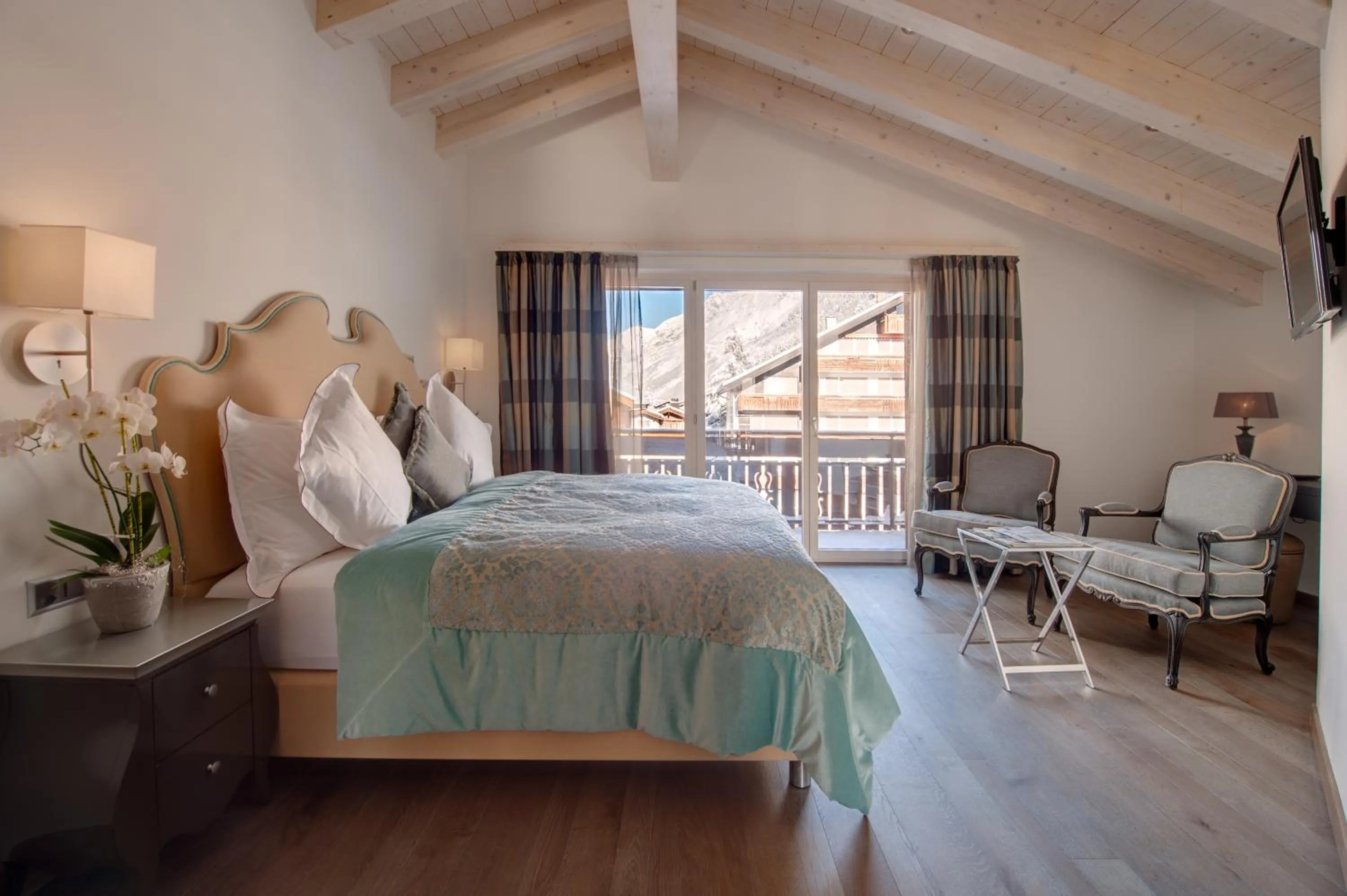 Photo of the whole room in SchlossHotel Zermatt Active & CBD Spa Hotel