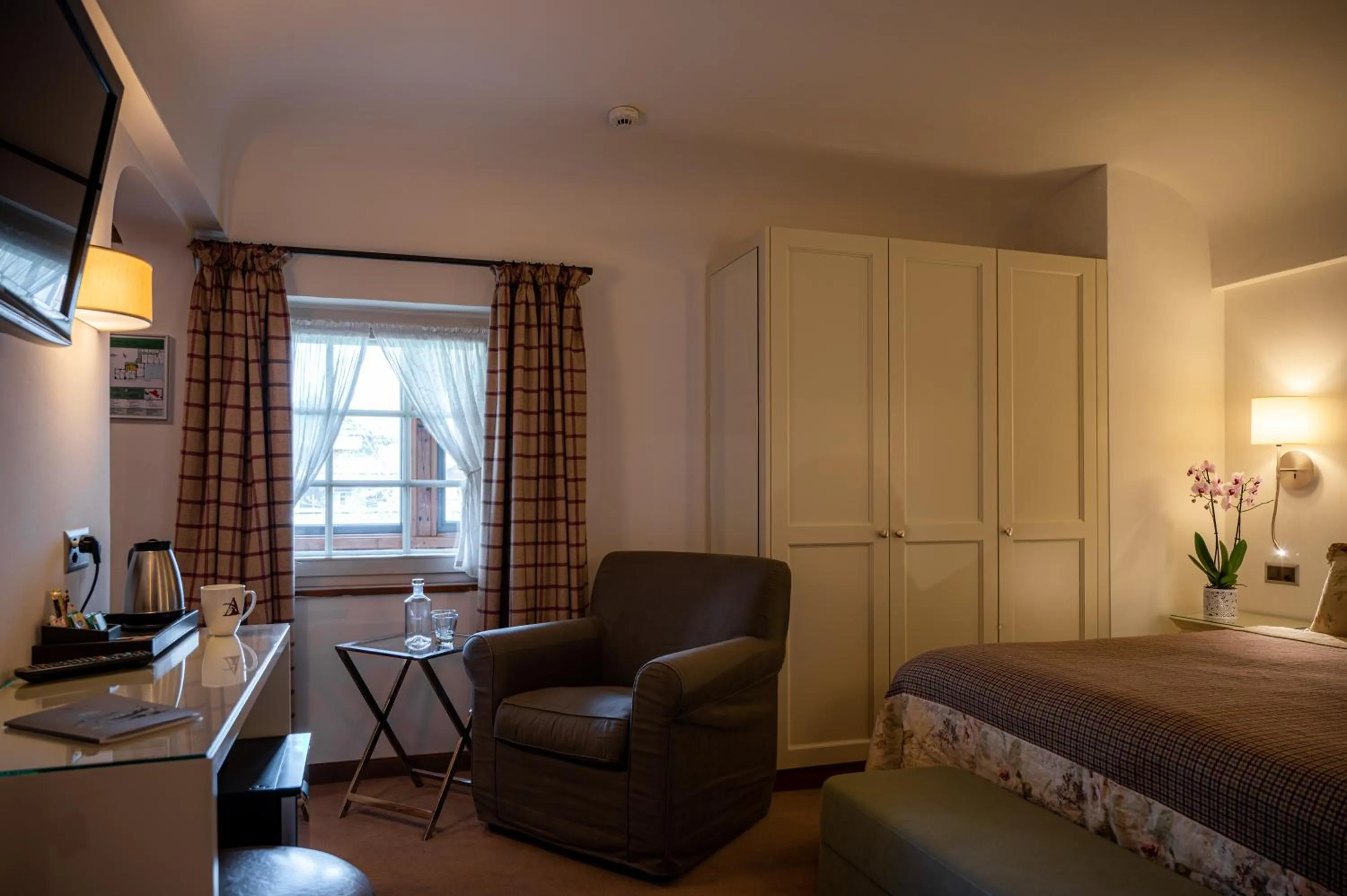 Bedroom, Seating Area in SchlossHotel Zermatt Active & CBD Spa Hotel