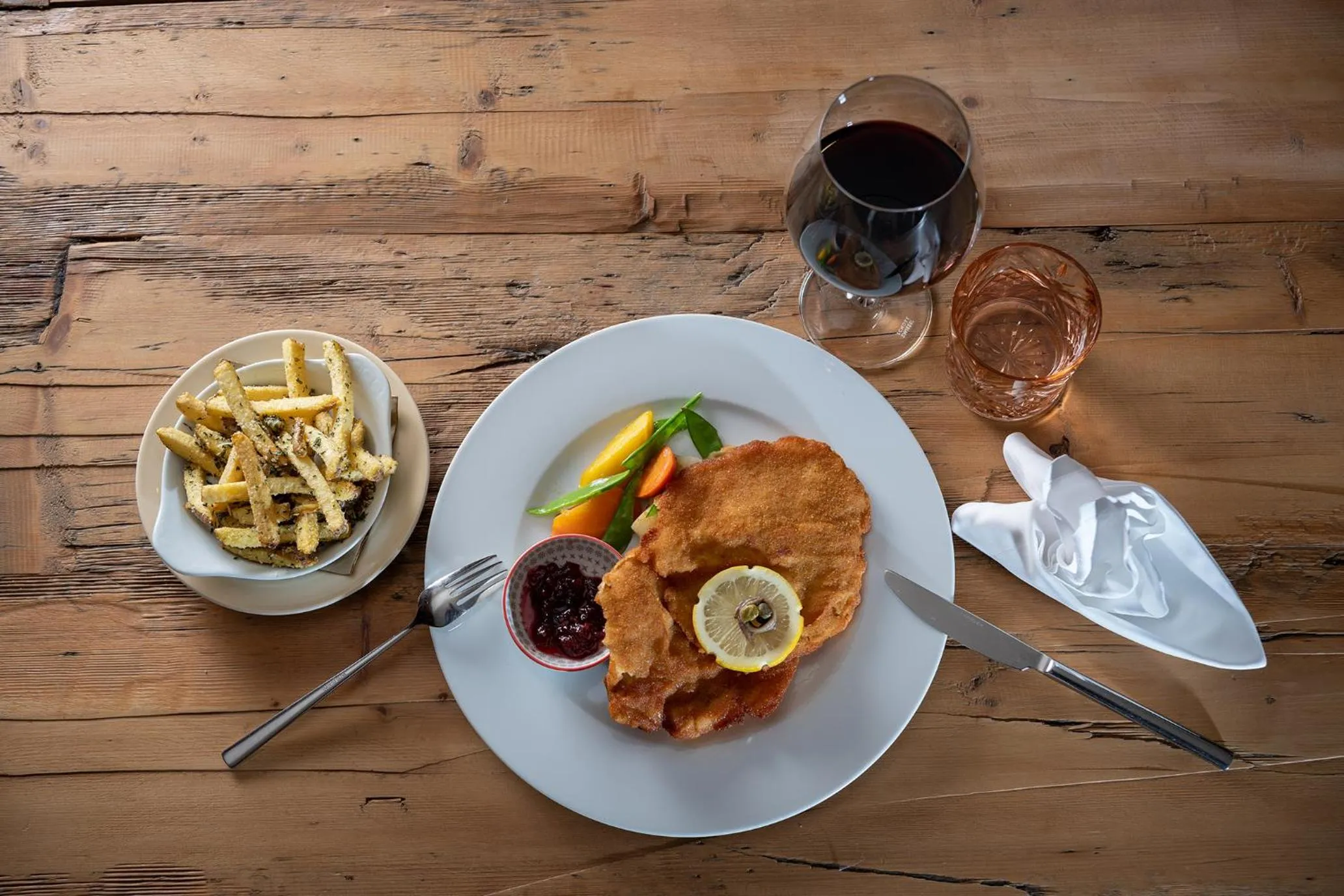 Food and drinks in Hotel Pollux