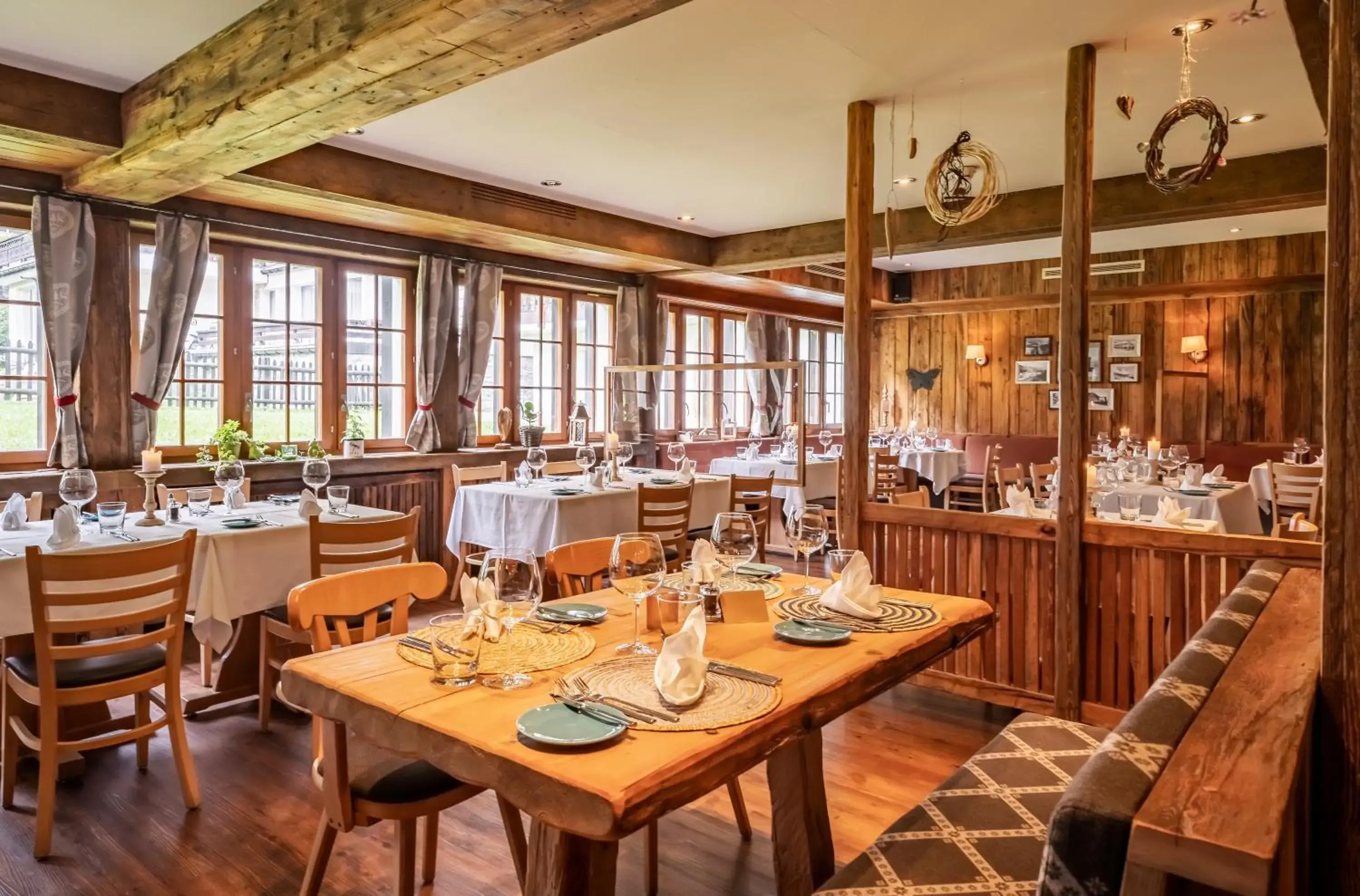 Restaurant/places to eat in Hotel Pollux Restaurant/places to eat in Hotel Pollux