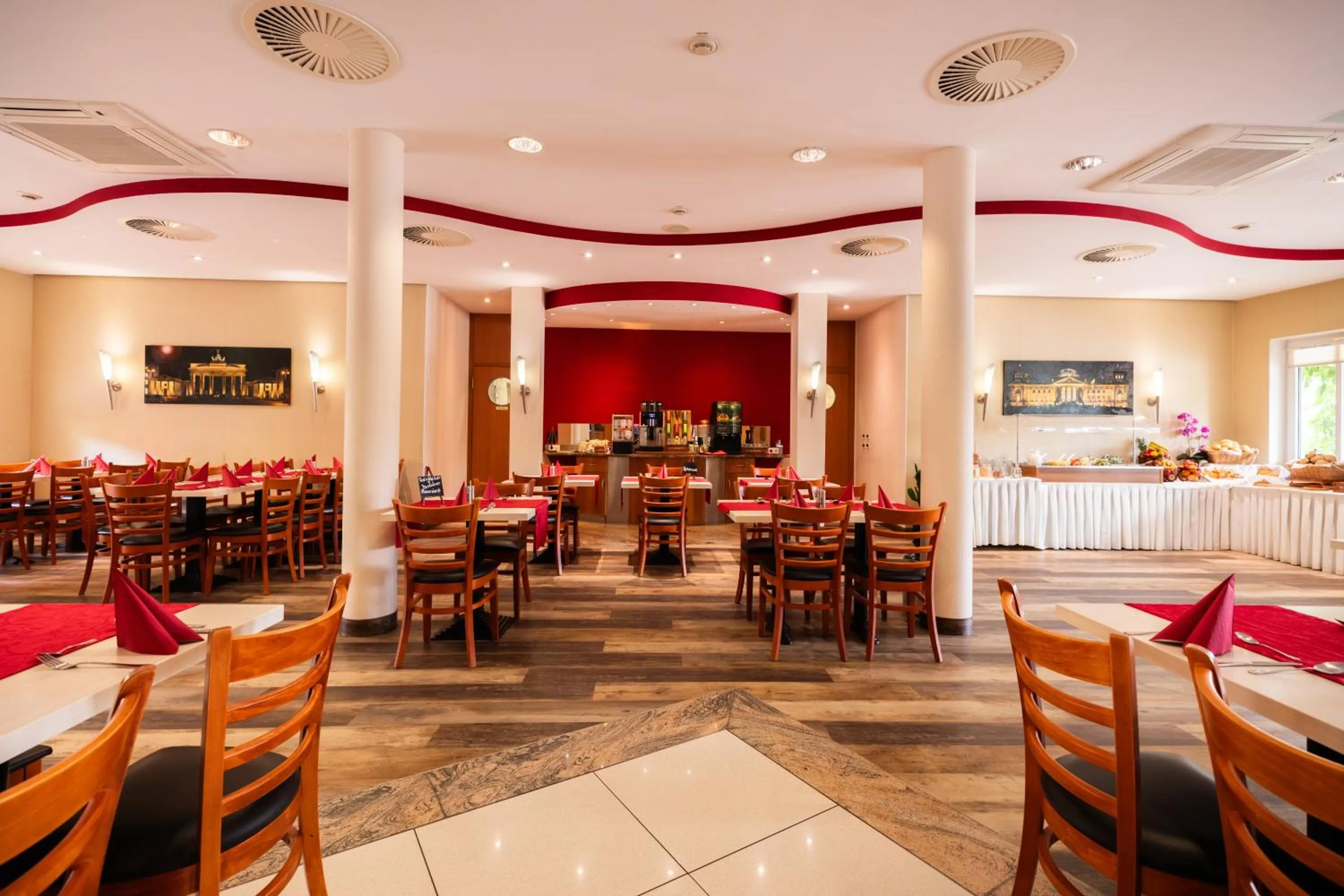 Restaurant/places to eat in Novum Hotel Seegraben Cottbus