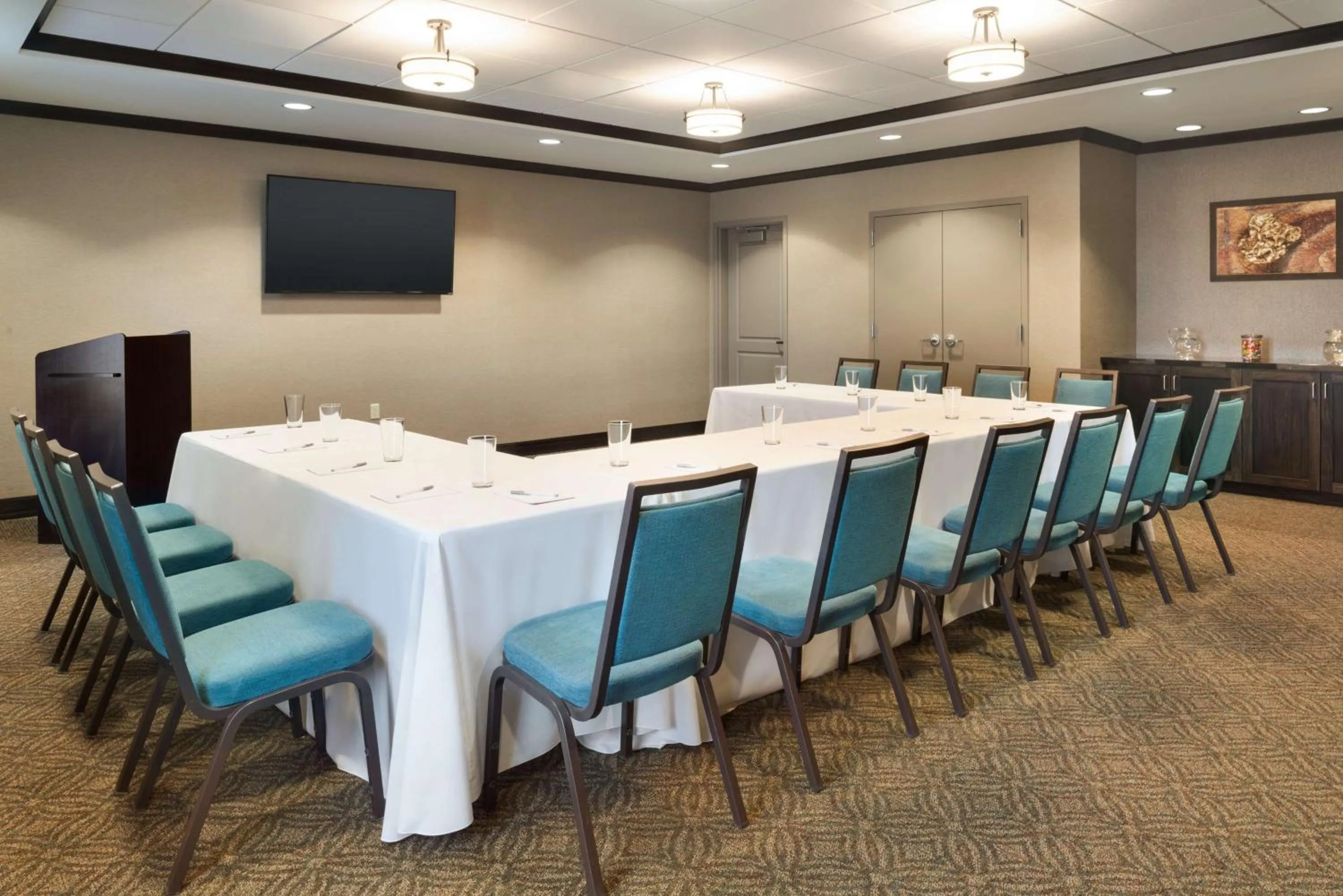 Meeting/conference room in Hampton Inn by Hilton Elko Nevada