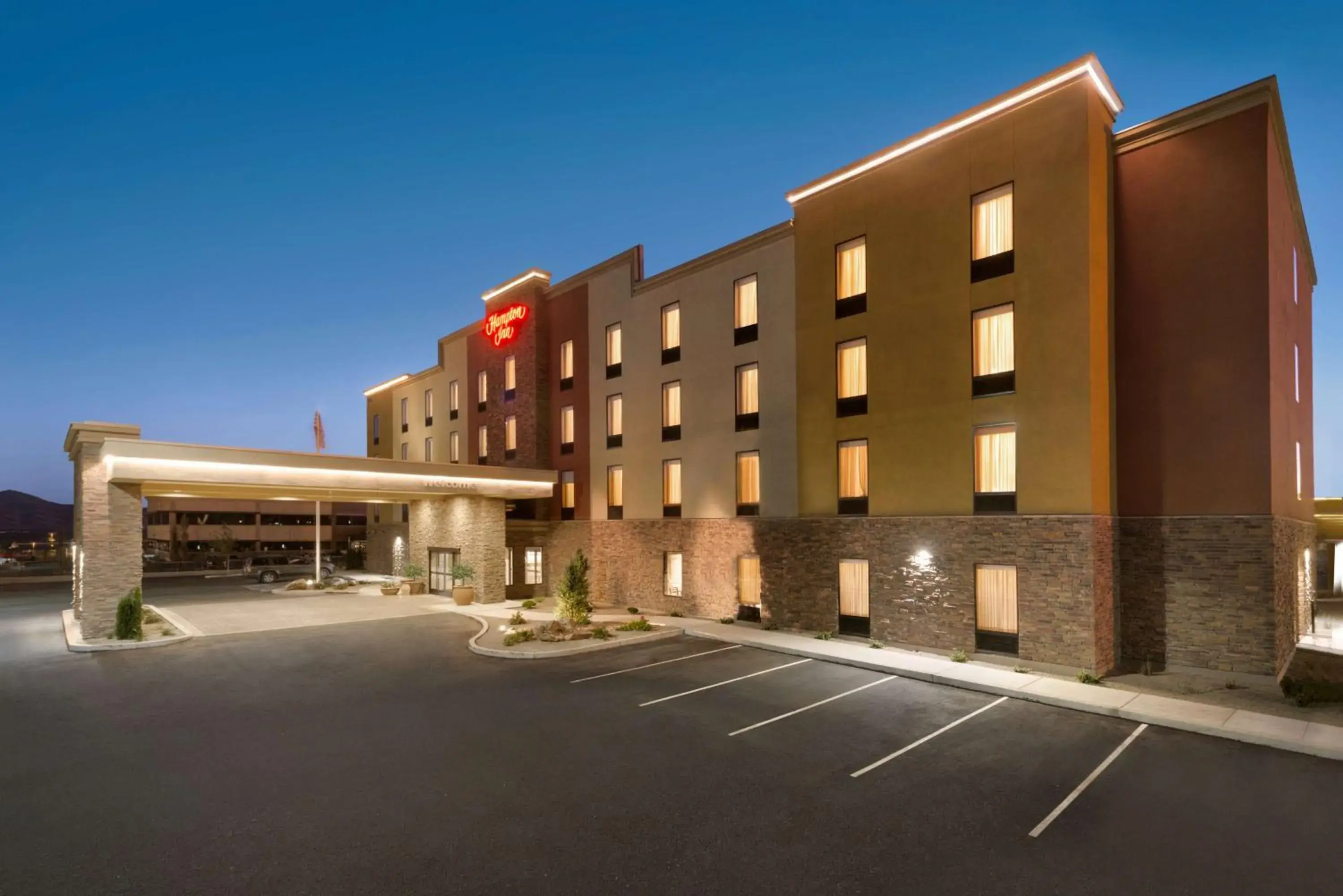Property building in Hampton Inn by Hilton Elko Nevada Property building in Hampton Inn by Hilton Elko Nevada