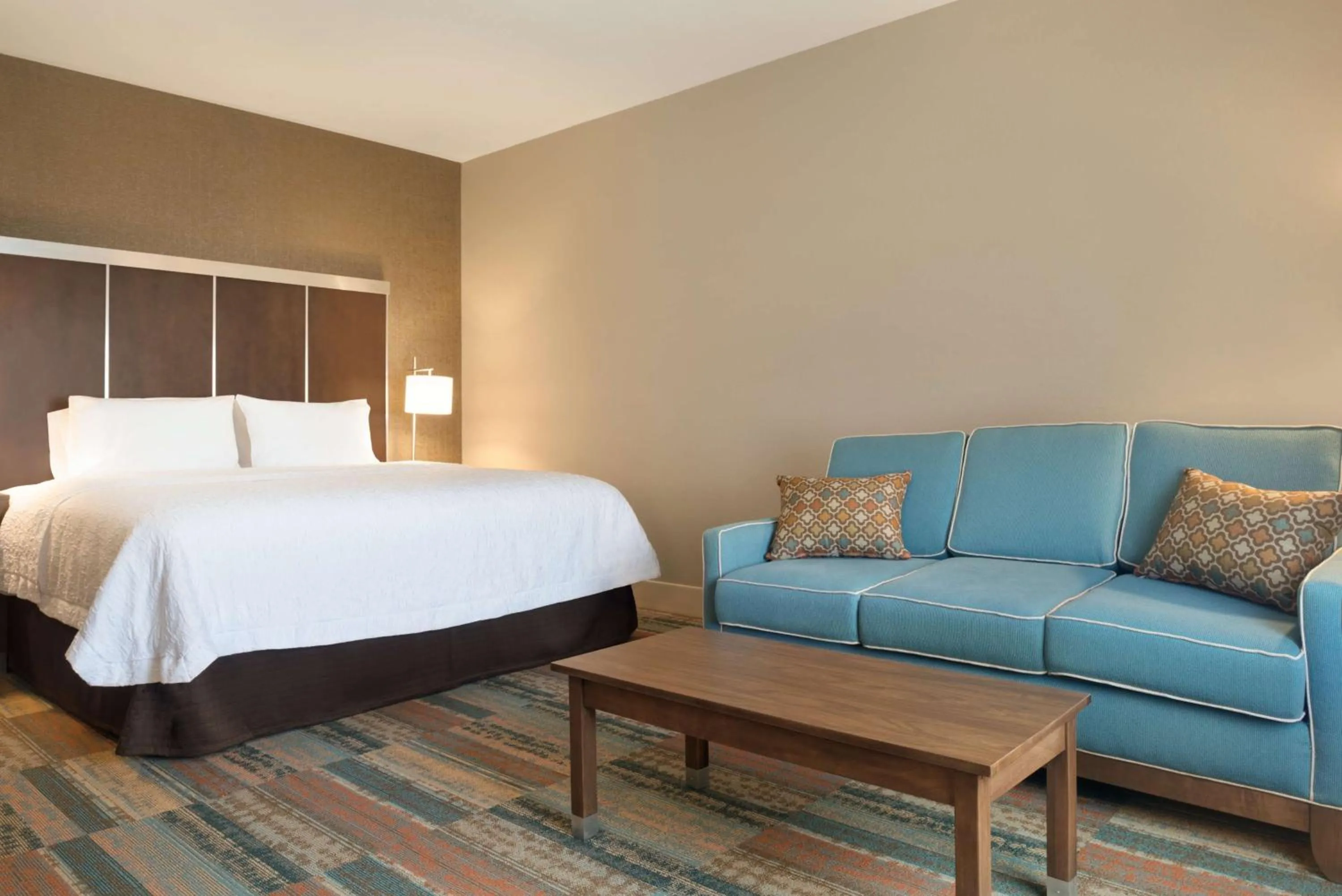 Bed in Hampton Inn by Hilton Elko Nevada