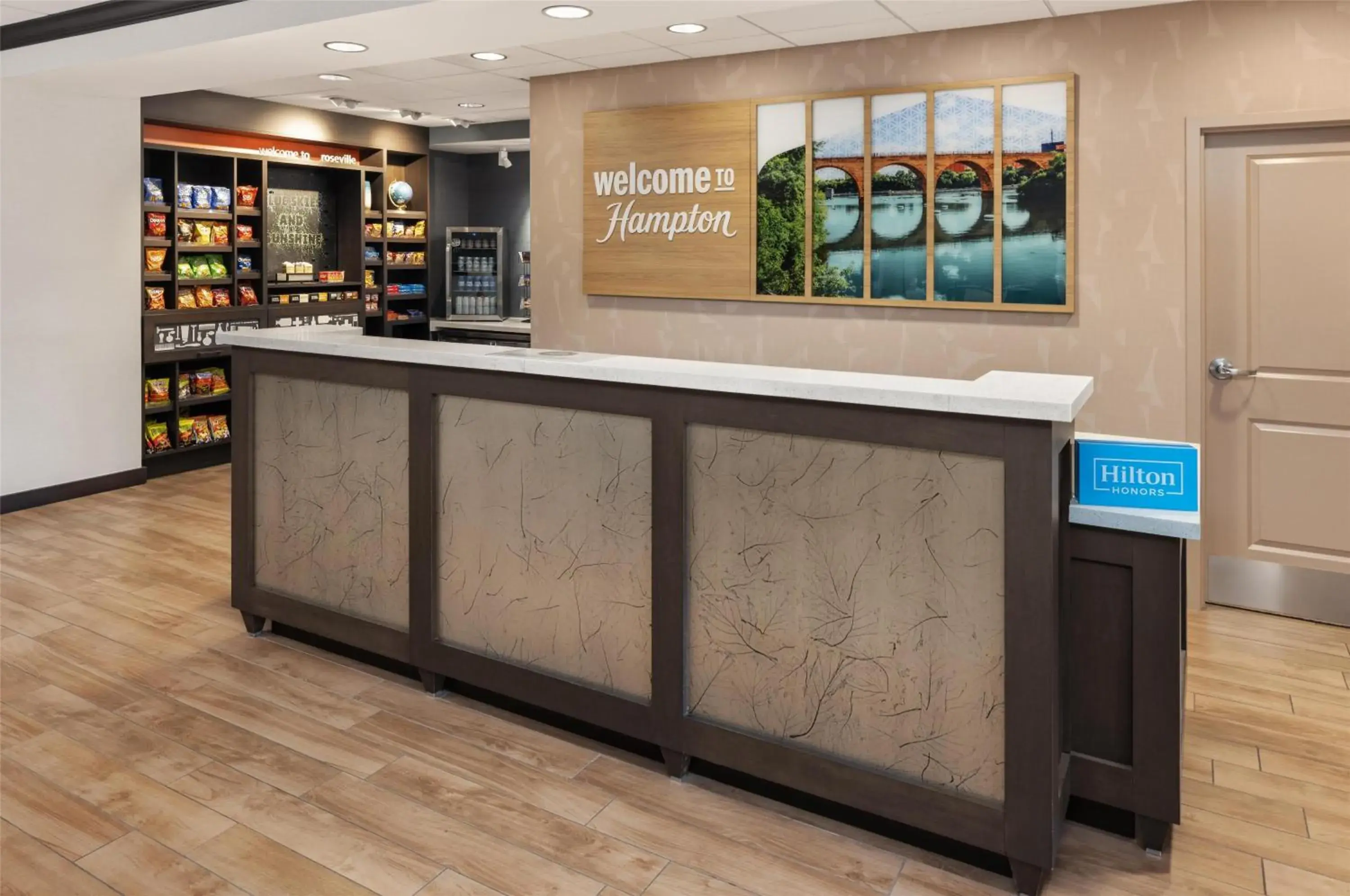 Lobby or reception in Hampton Inn Minneapolis-Roseville,MN Lobby or reception in Hampton Inn Minneapolis-Roseville,MN