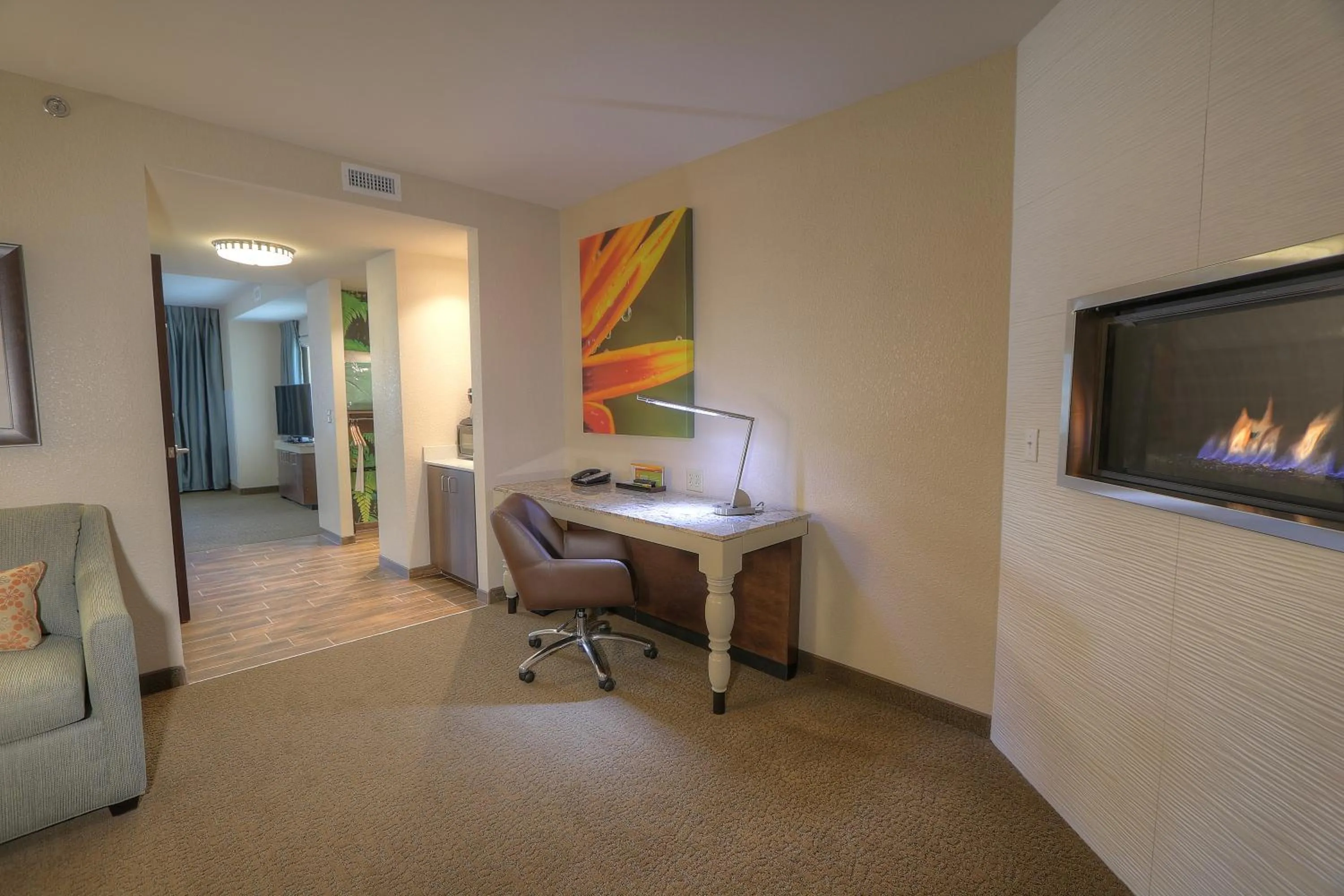 Seating area in Hilton Garden Inn Pigeon Forge