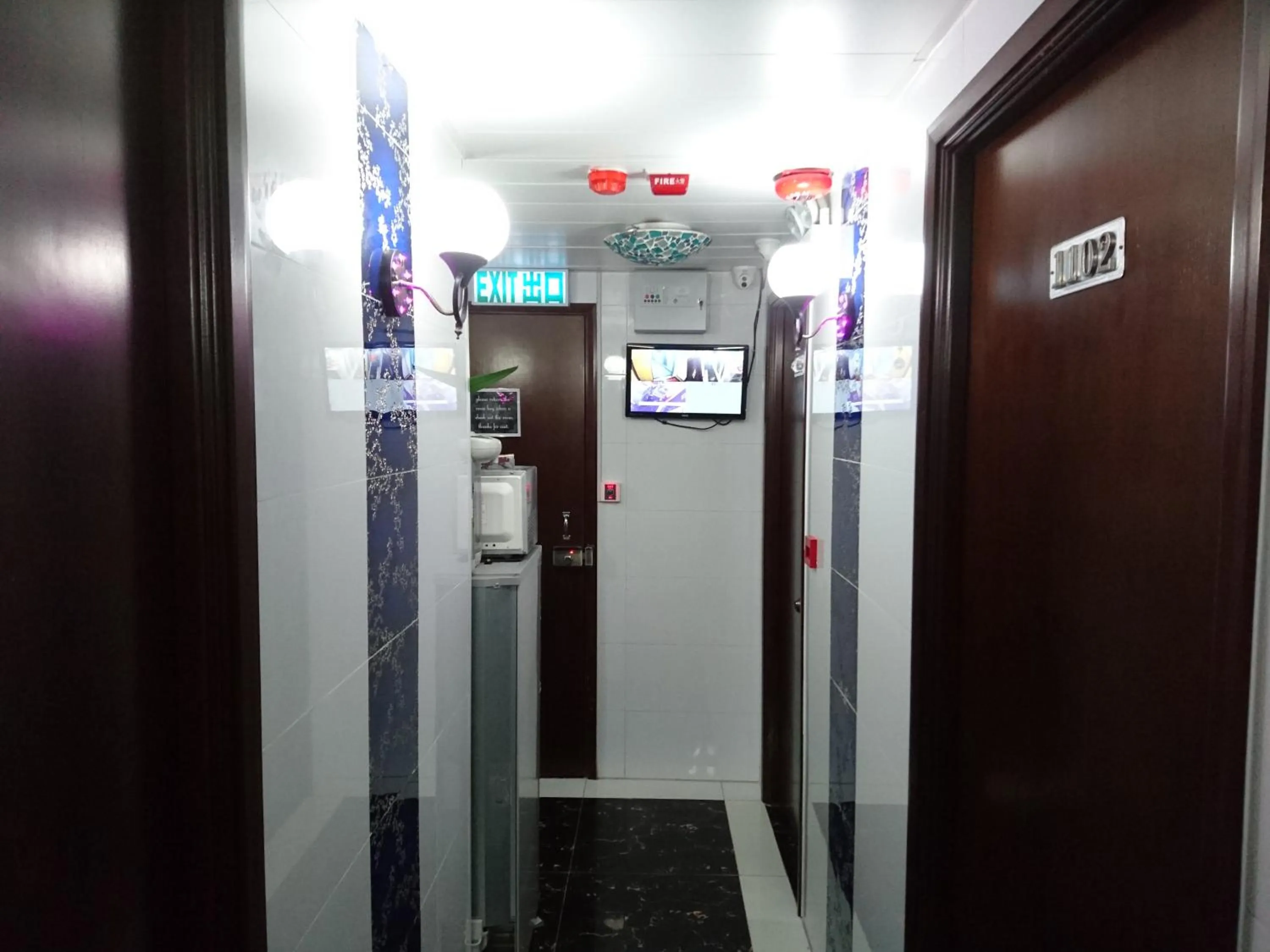 Property building in Castle Inn