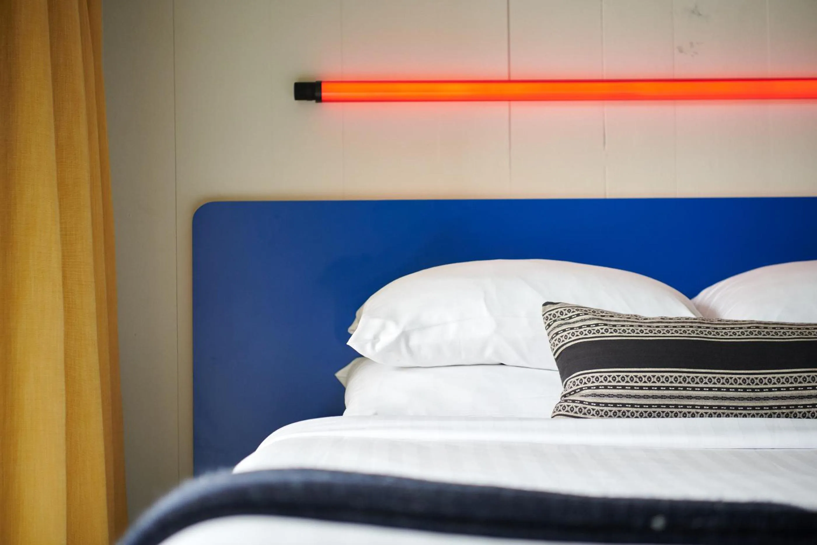 Bed in Phoenix Hotel