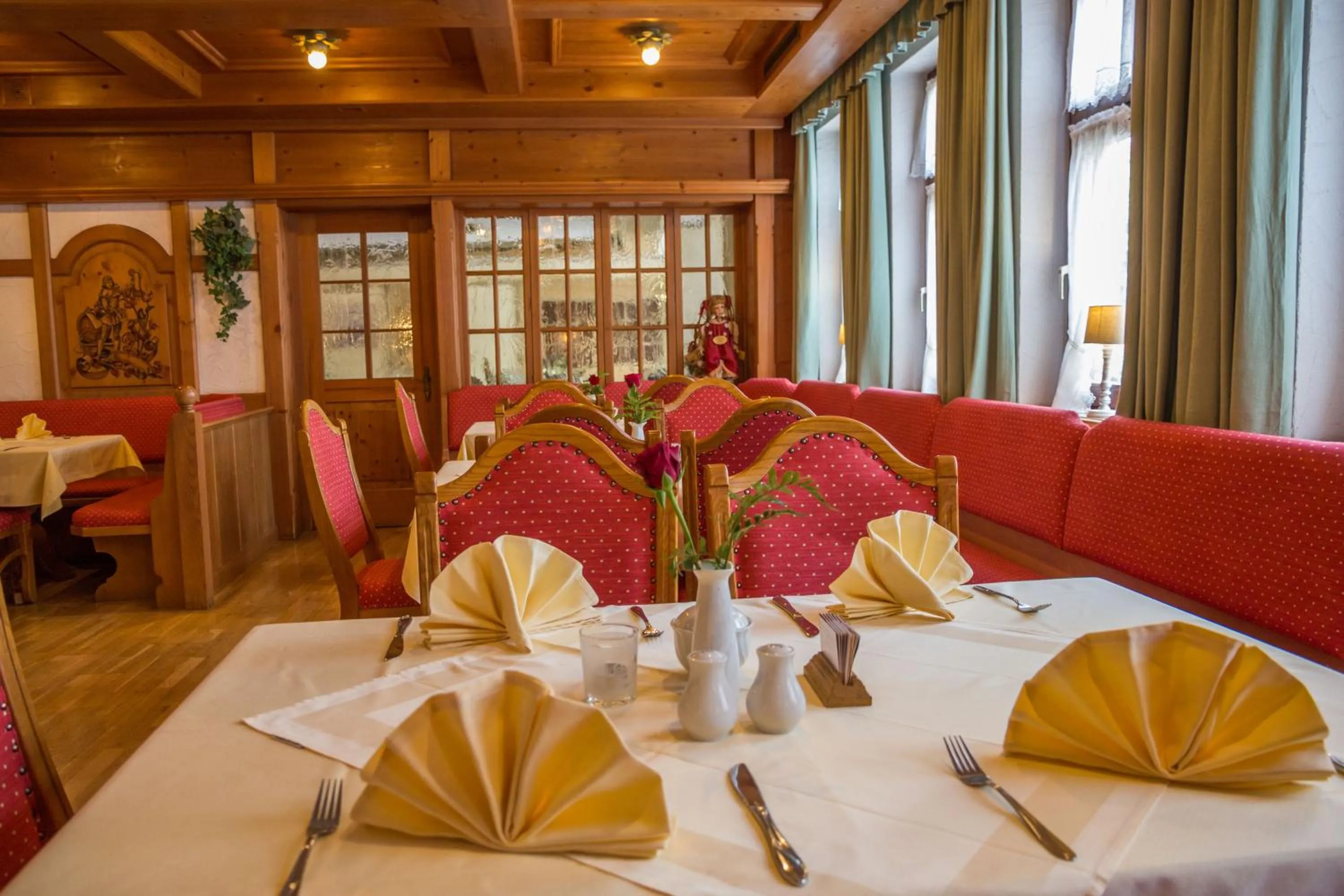 Restaurant/places to eat in Stolberger Hof