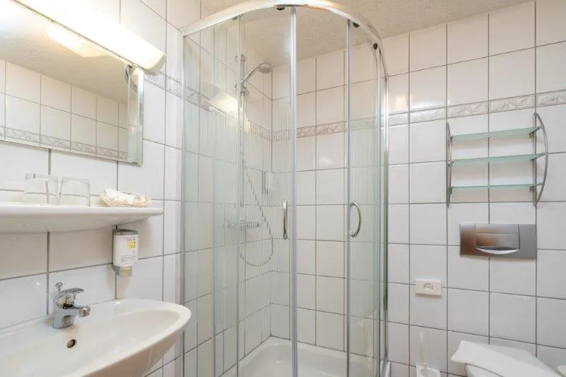 Bathroom in Stolberger Hof