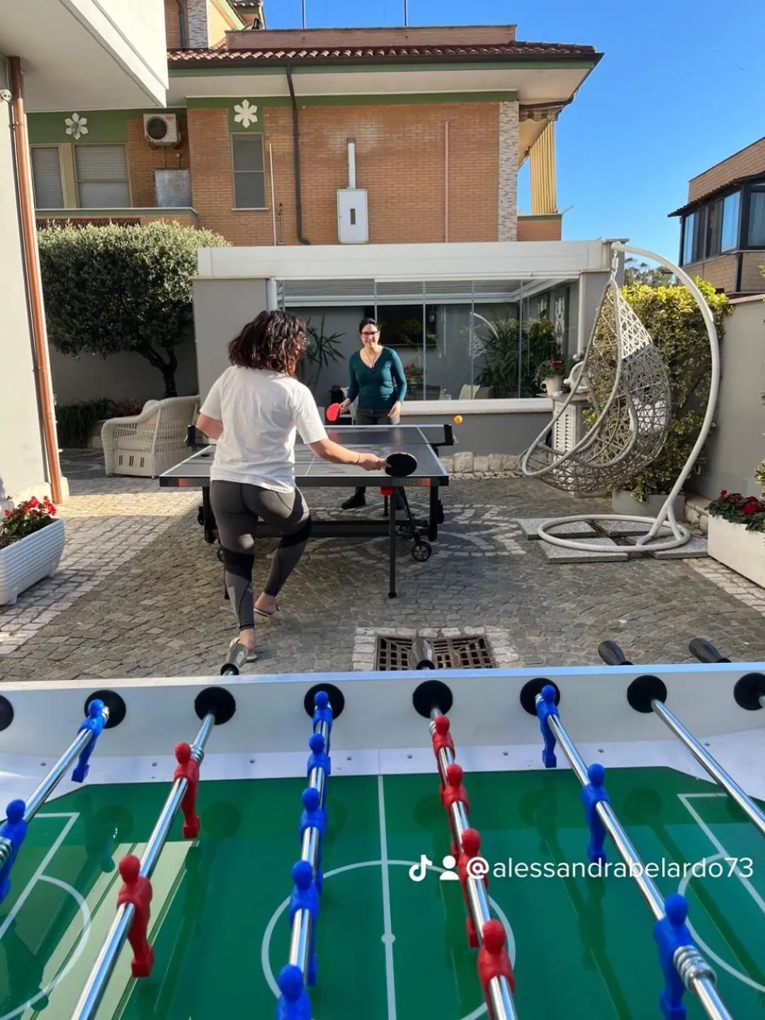 Restaurant/places to eat in Rome Airport Inn