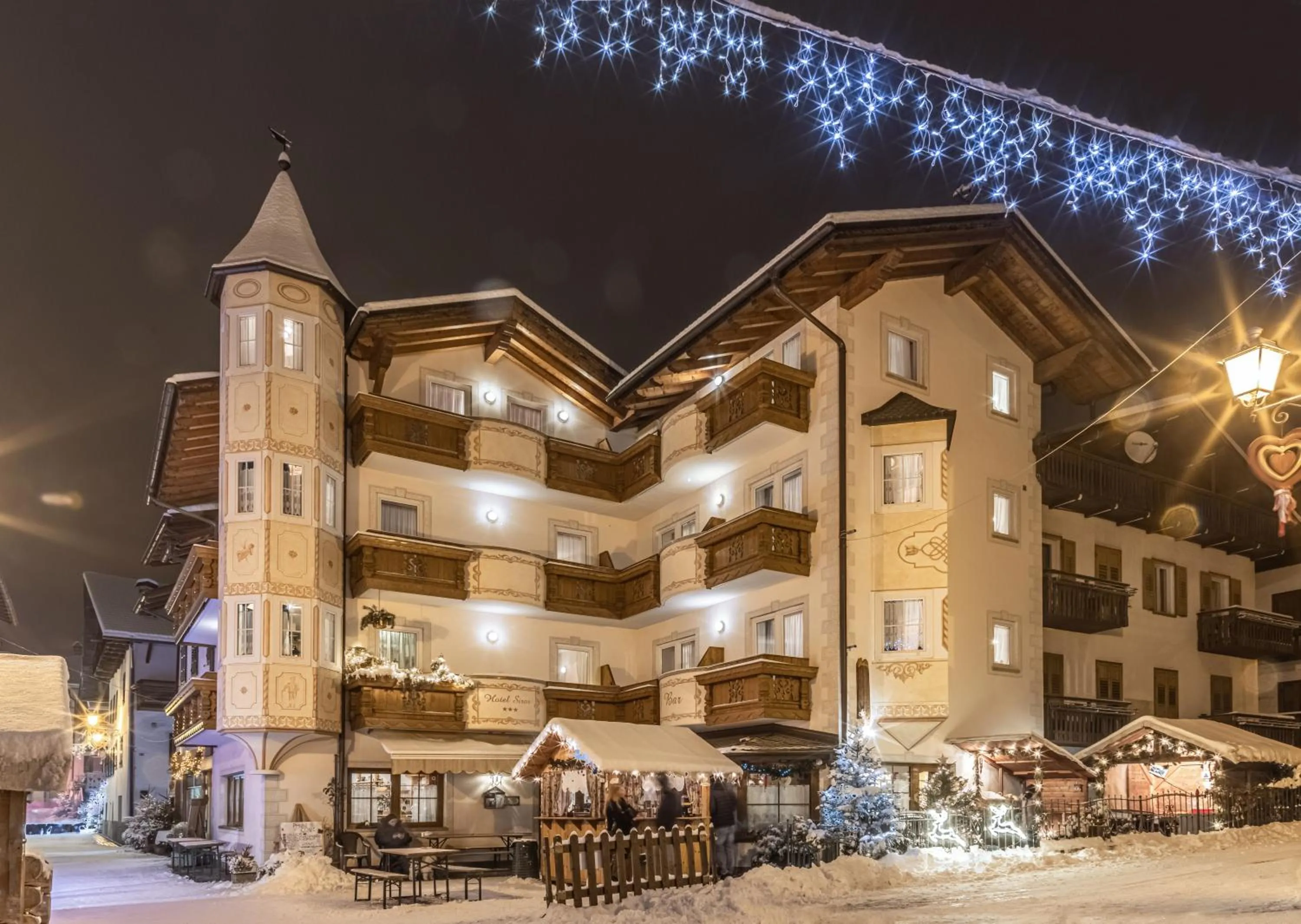 Property building in Hotel Siror