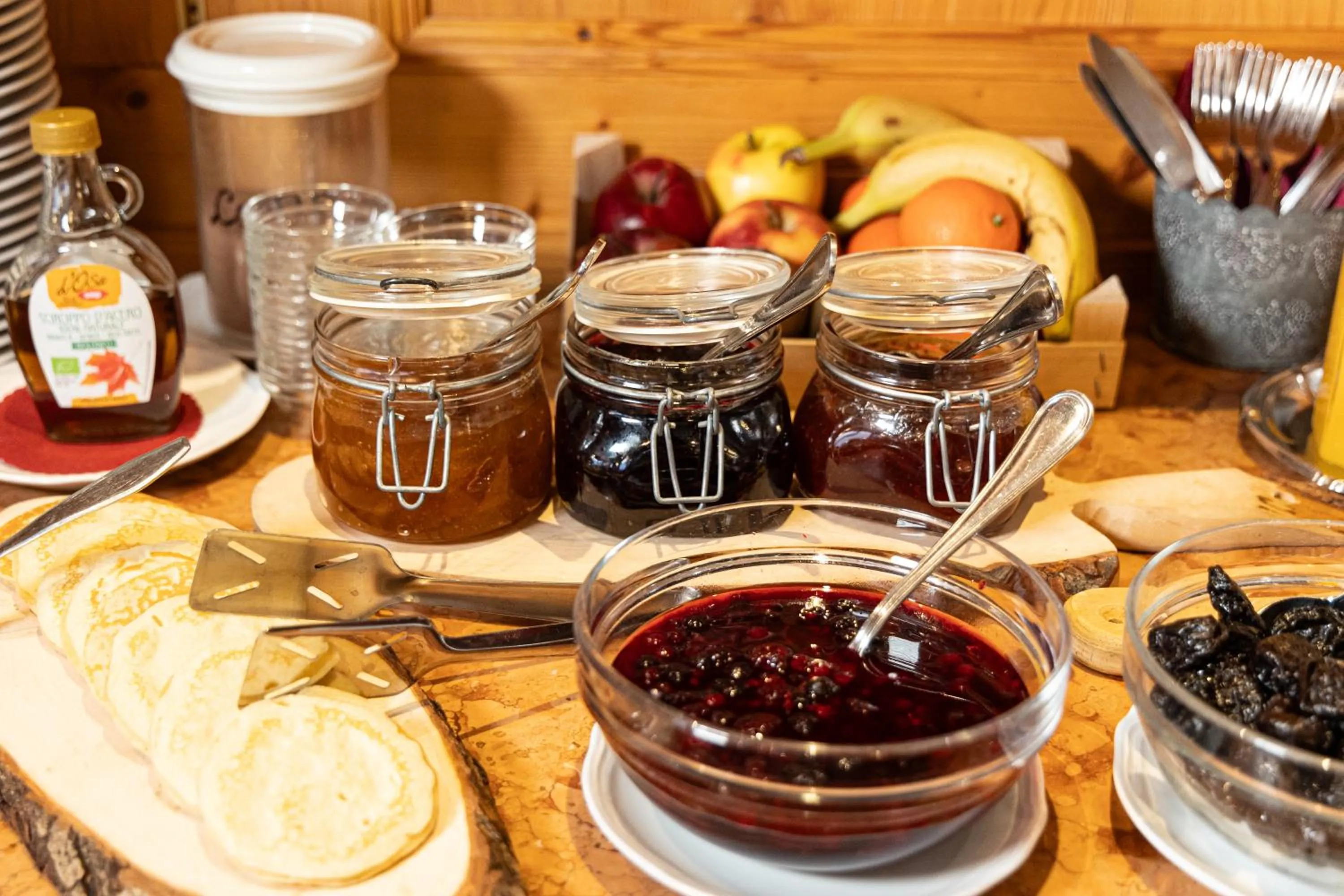 Breakfast in Hotel Siror