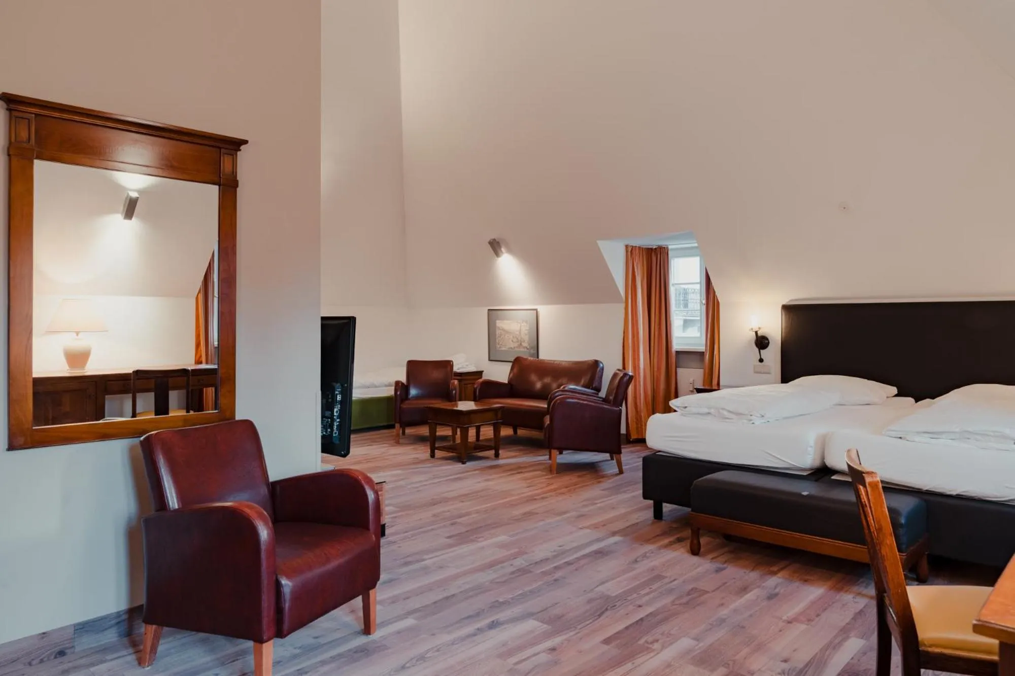 Property building, Bed in Hotel & Gasthaus Backmulde