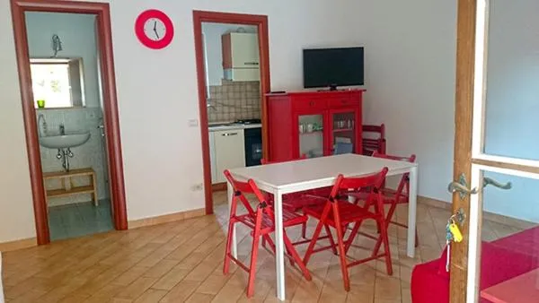 Communal lounge/ TV room in Edvige'S House