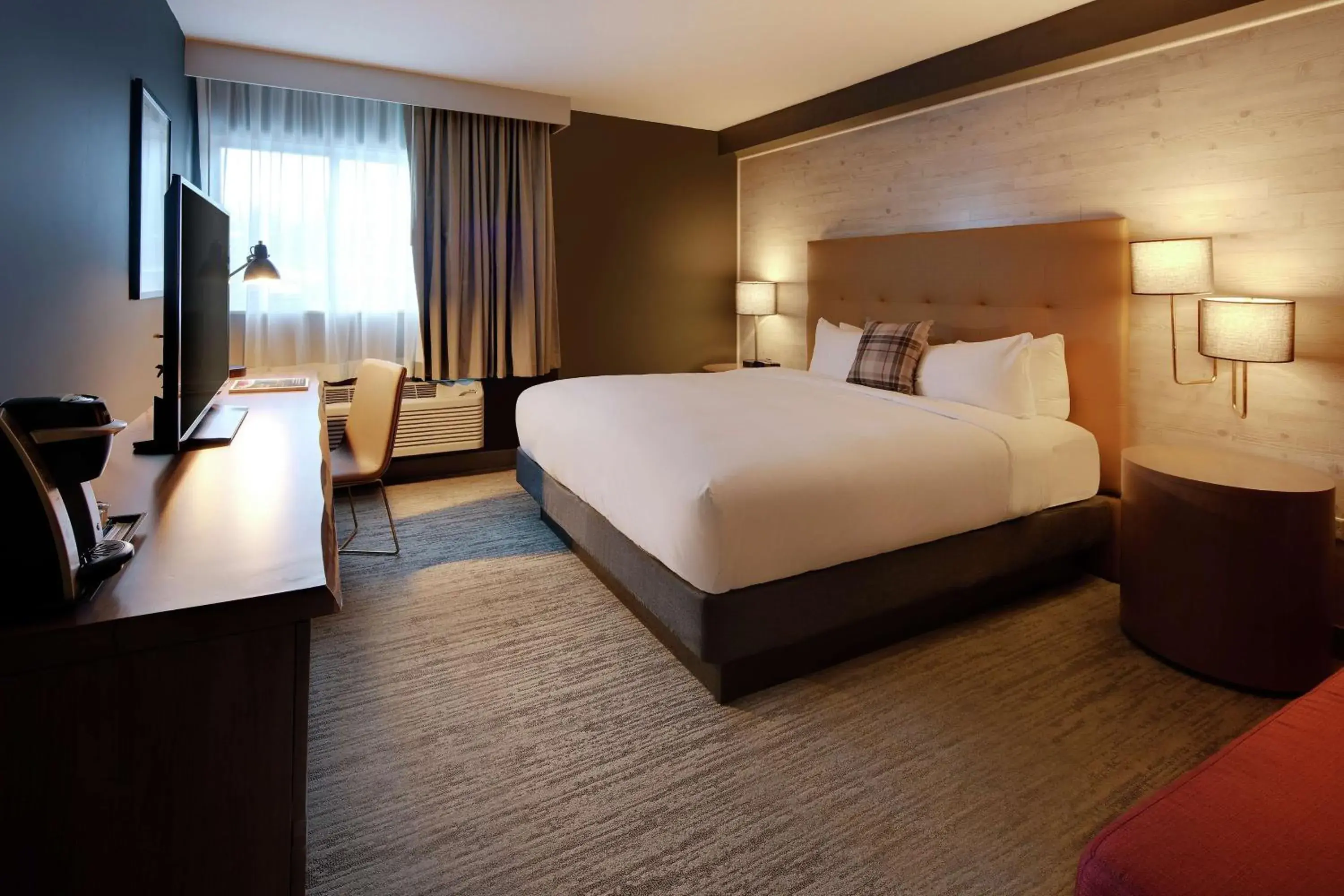 Bedroom, Bed in Highline Vail - a DoubleTree by Hilton Bedroom, Bed in Highline Vail - a DoubleTree by Hilton