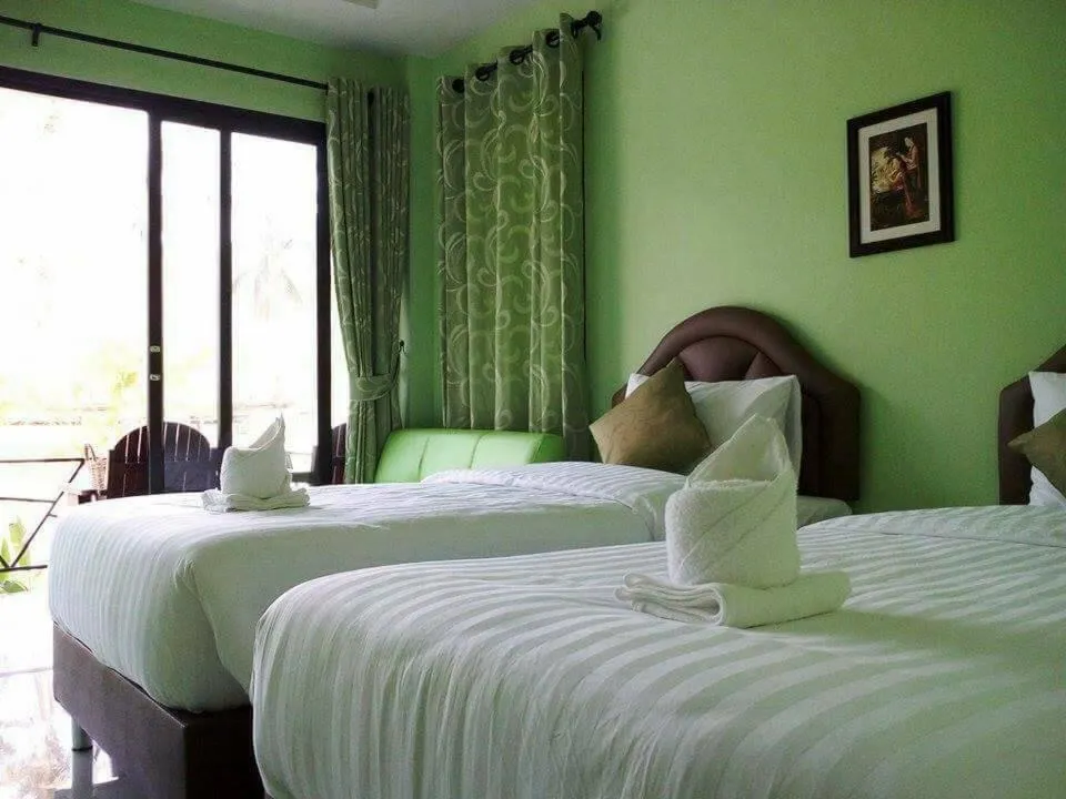 Bed in ไอรัก รีสอร์ท อ่าวมะนาว