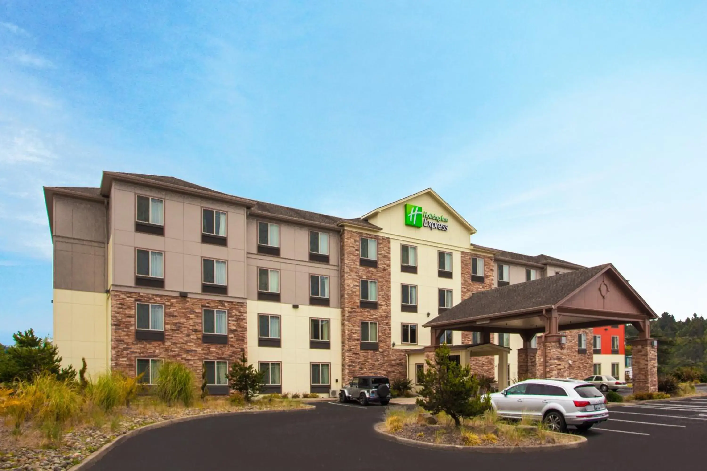 Property building in Holiday Inn Express Newport by IHG Property building in Holiday Inn Express Newport by IHG
