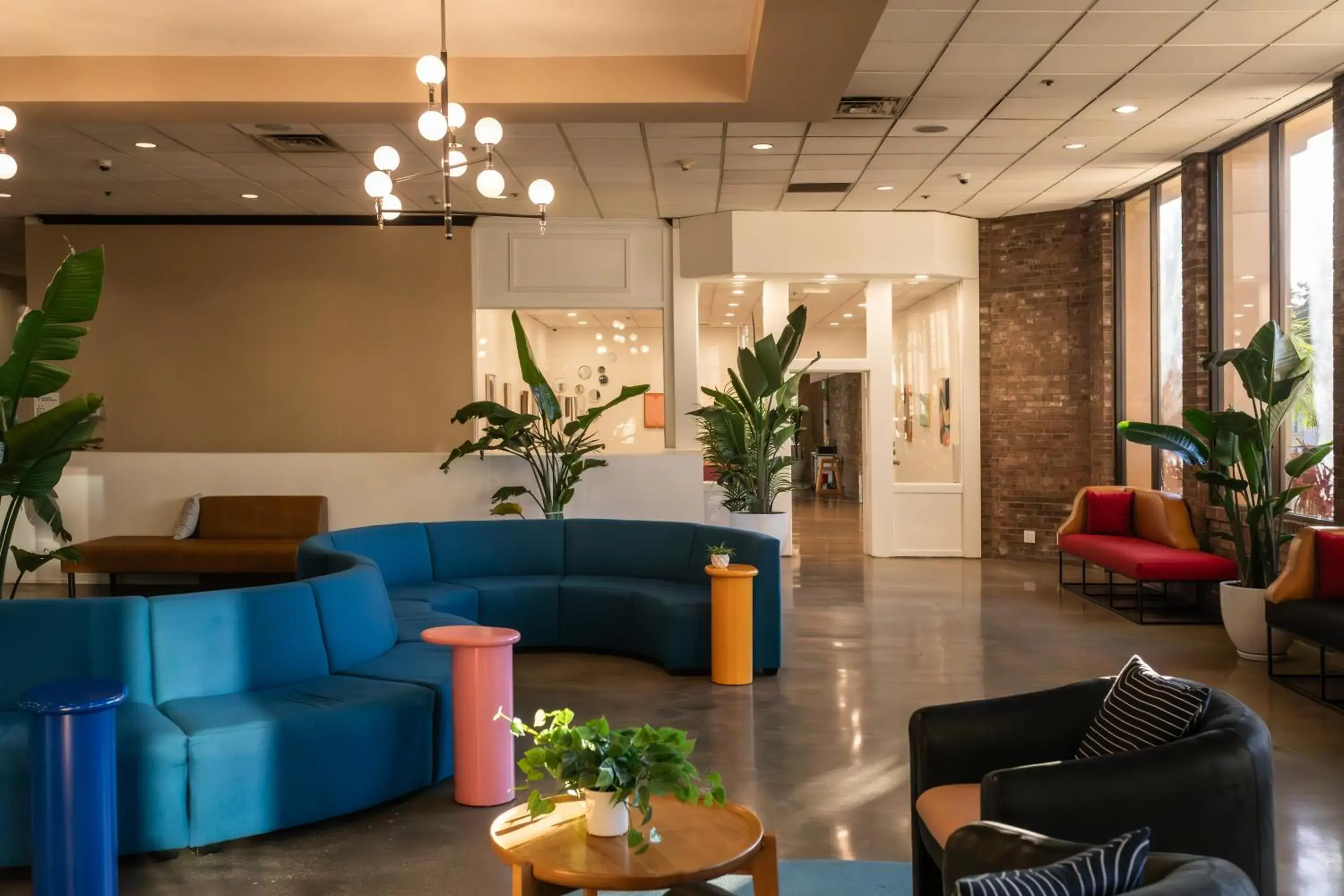 Lobby or reception in Hotel Burbank Lobby or reception in Hotel Burbank