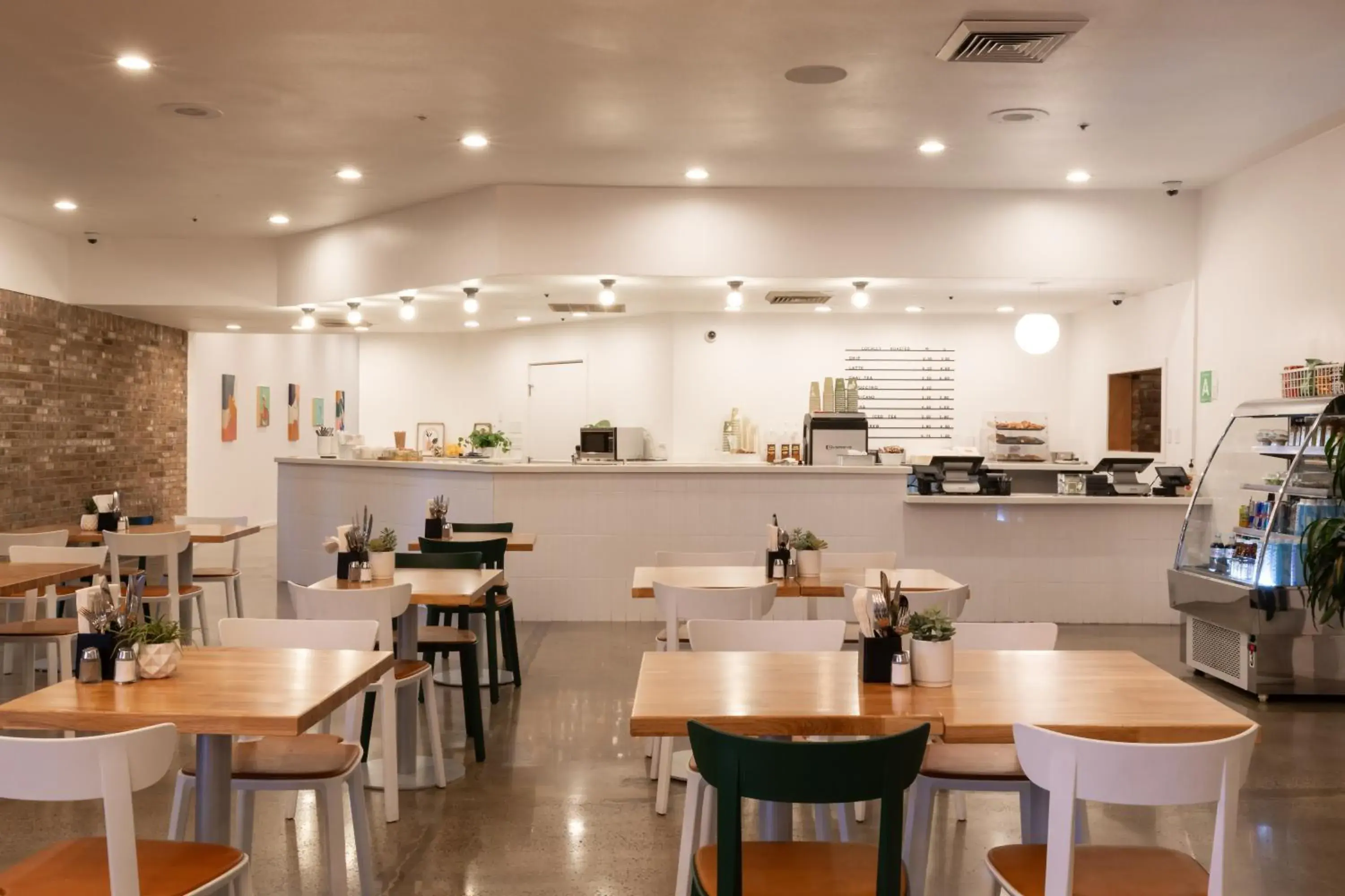 Restaurant/places to eat in Hotel Burbank Restaurant/places to eat in Hotel Burbank