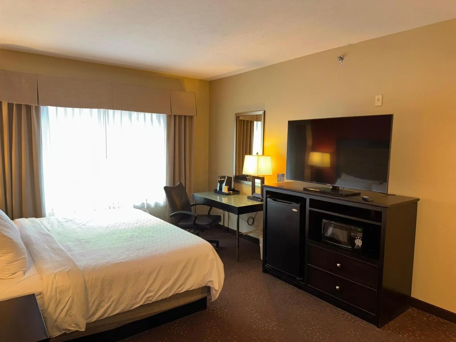 Bed in Wyndham Garden Anchorage Airport