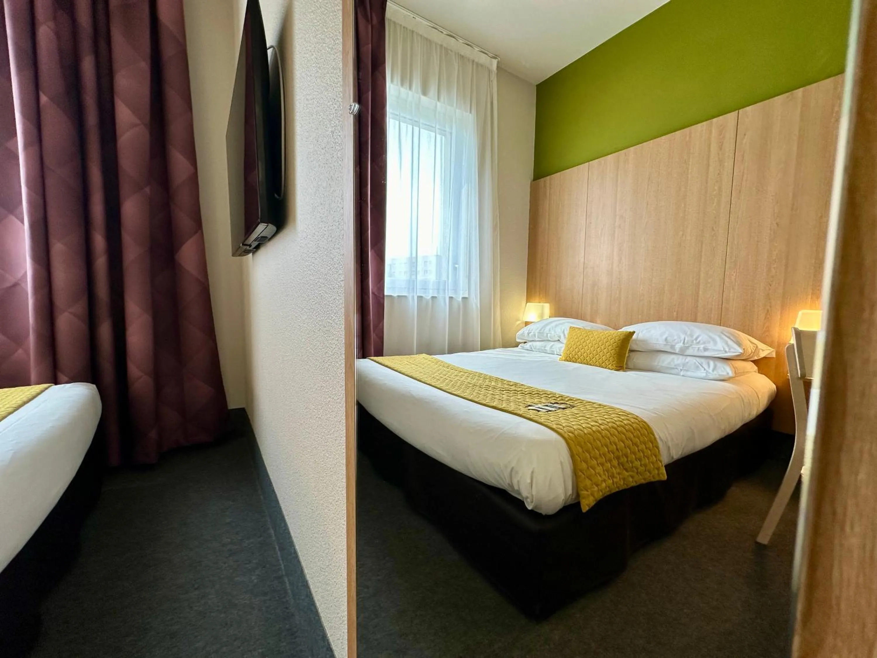 Photo of the whole room, Bed in B&B HOTEL Metz Est Technopole Pôle Santé