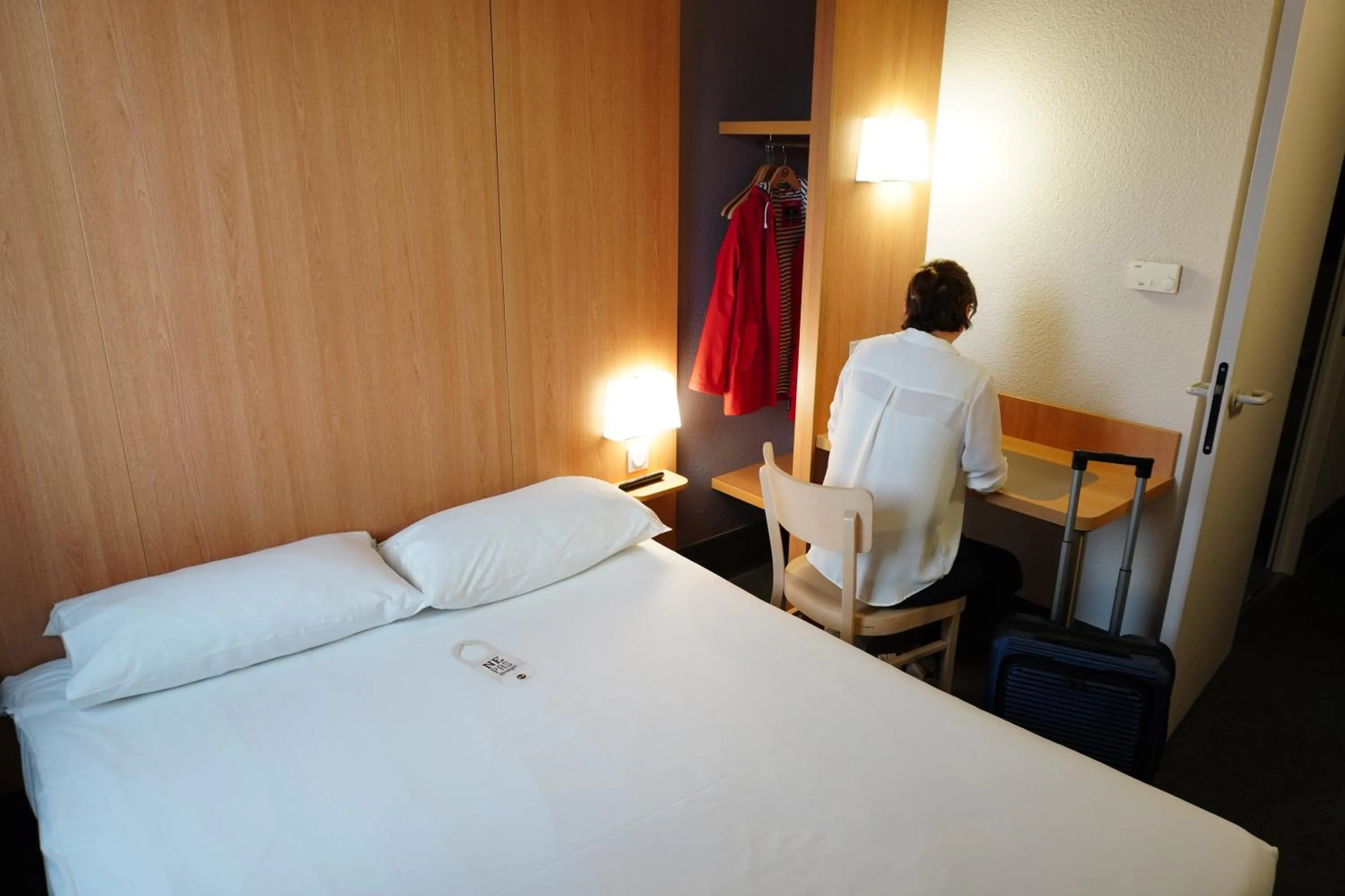 Photo of the whole room, Bed in B&B HOTEL Metz Est Technopole Pôle Santé