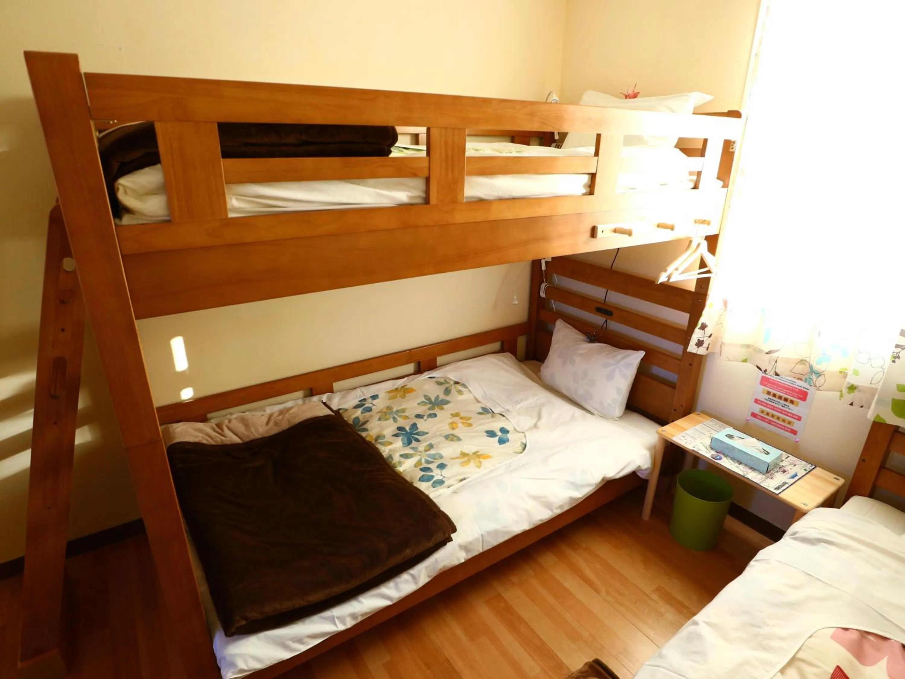 bunk bed, Bed in ホステル富士山 結