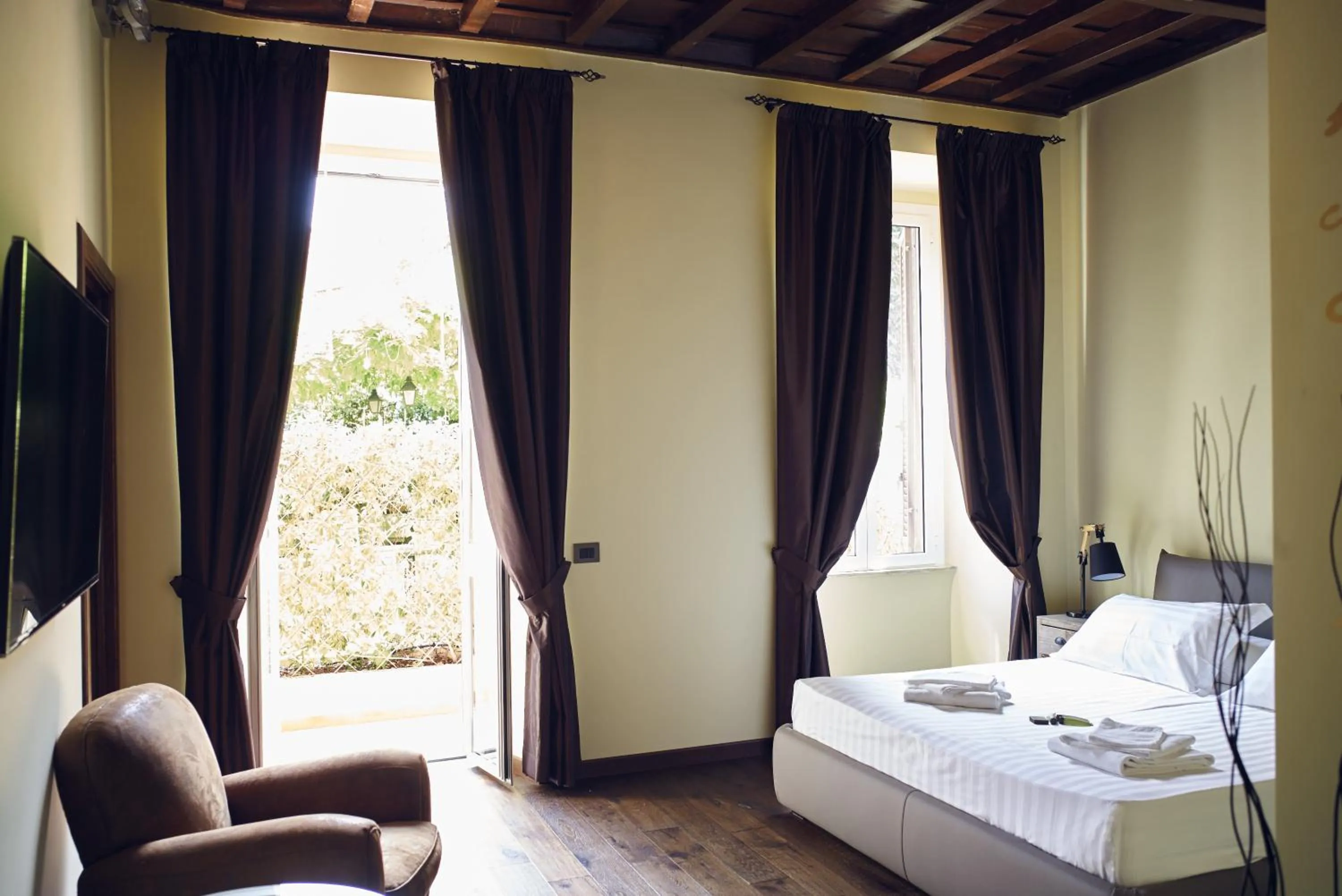 Bed in Domus Corsini